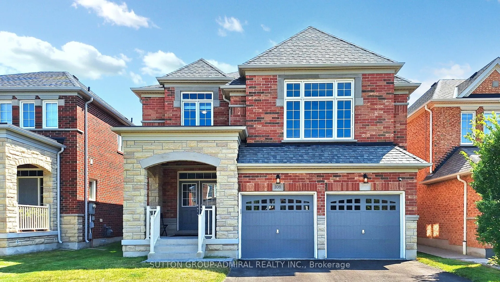 108 Stewart Crescent