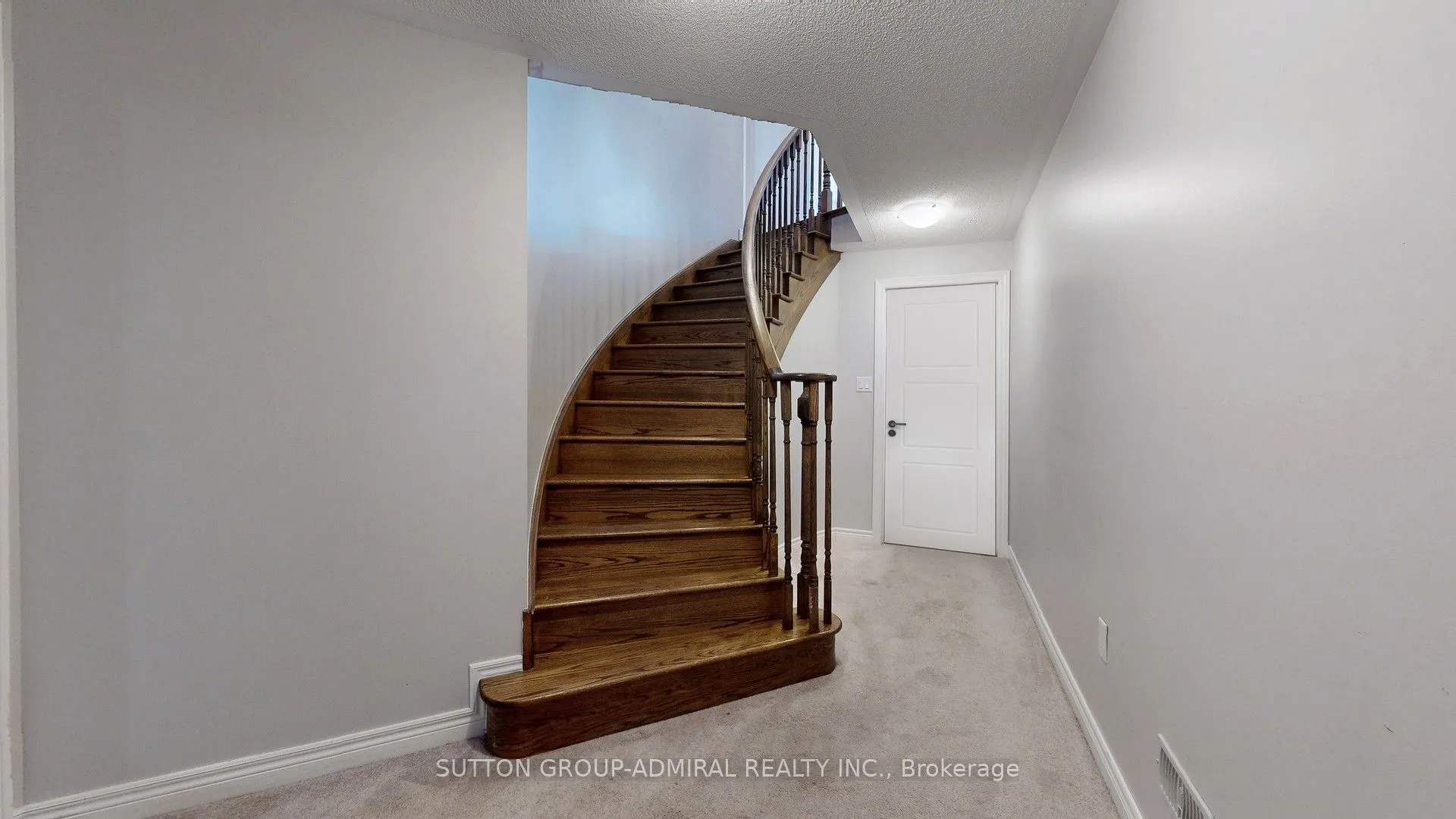 108 Stewart Crescent