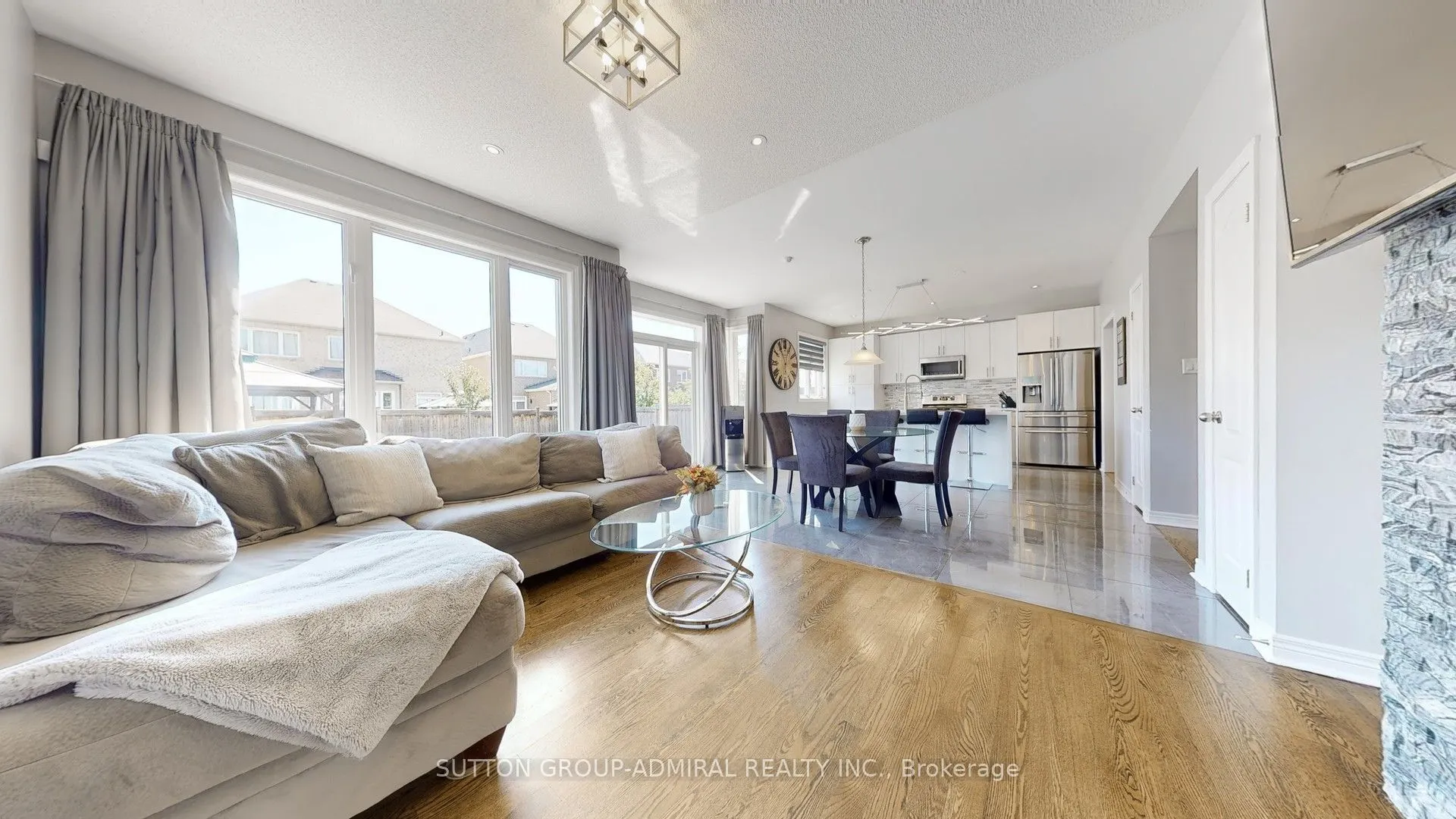 108 Stewart Crescent