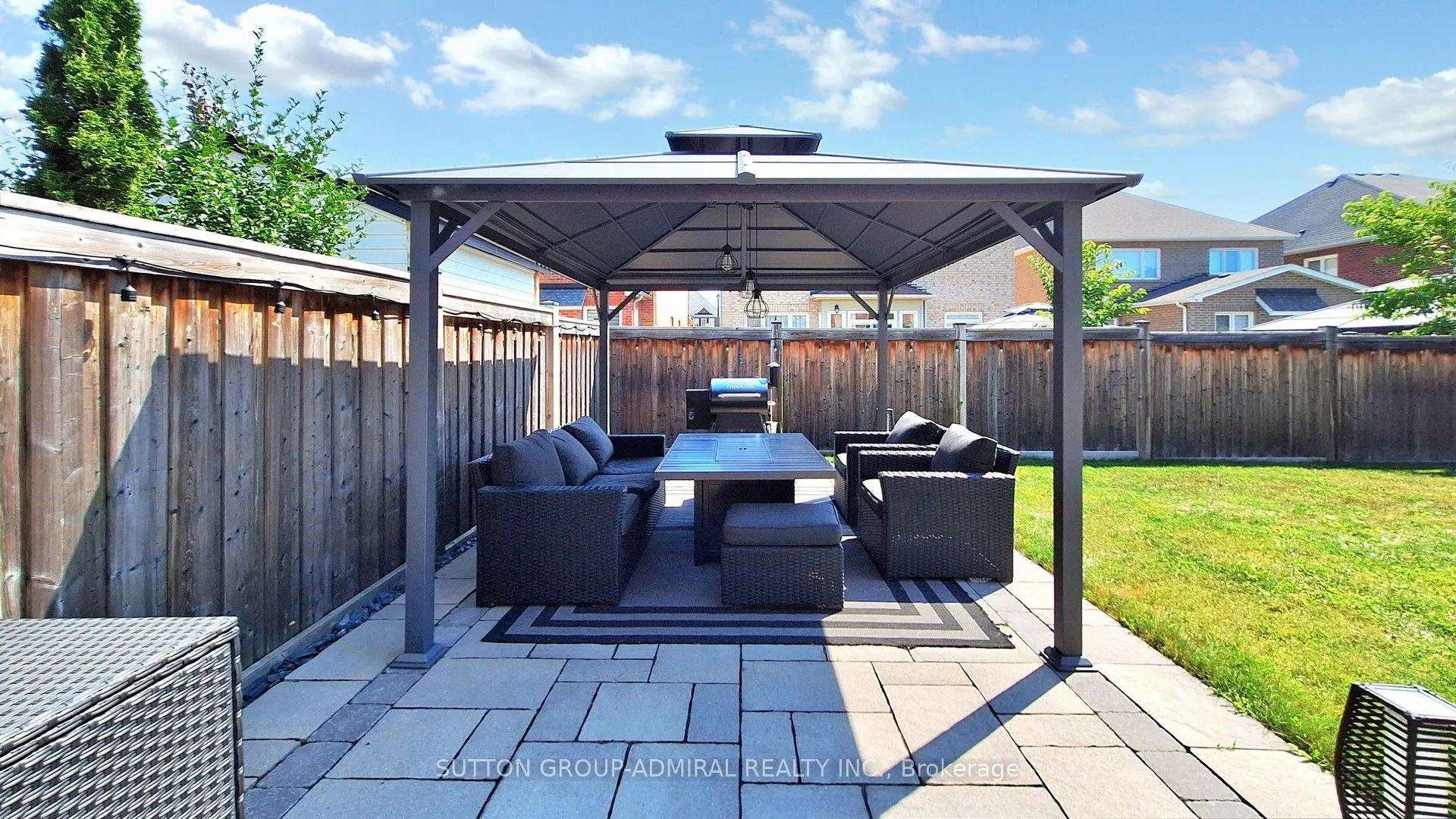 108 Stewart Crescent