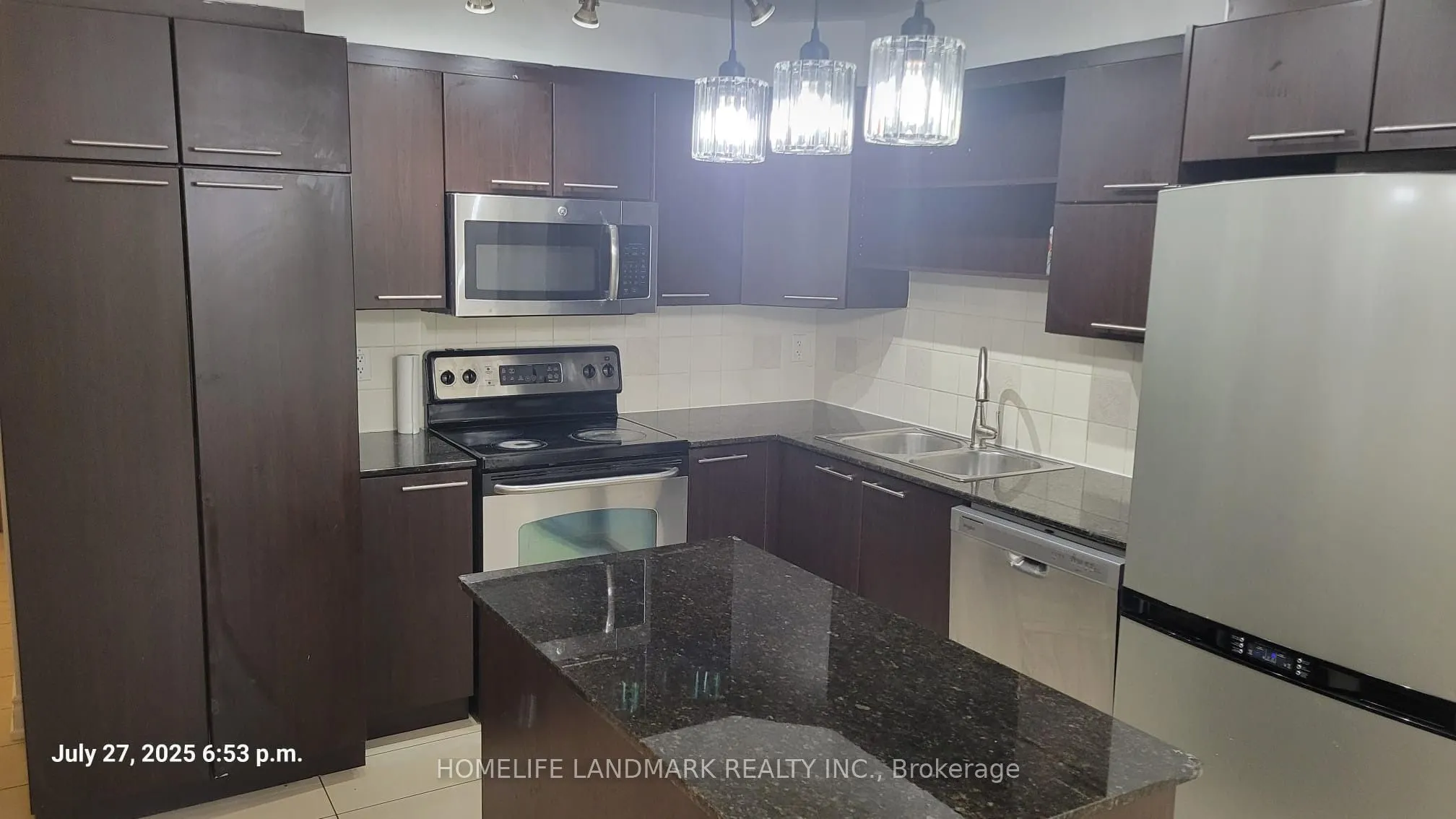 39 Galleria Parkway N, ## 301