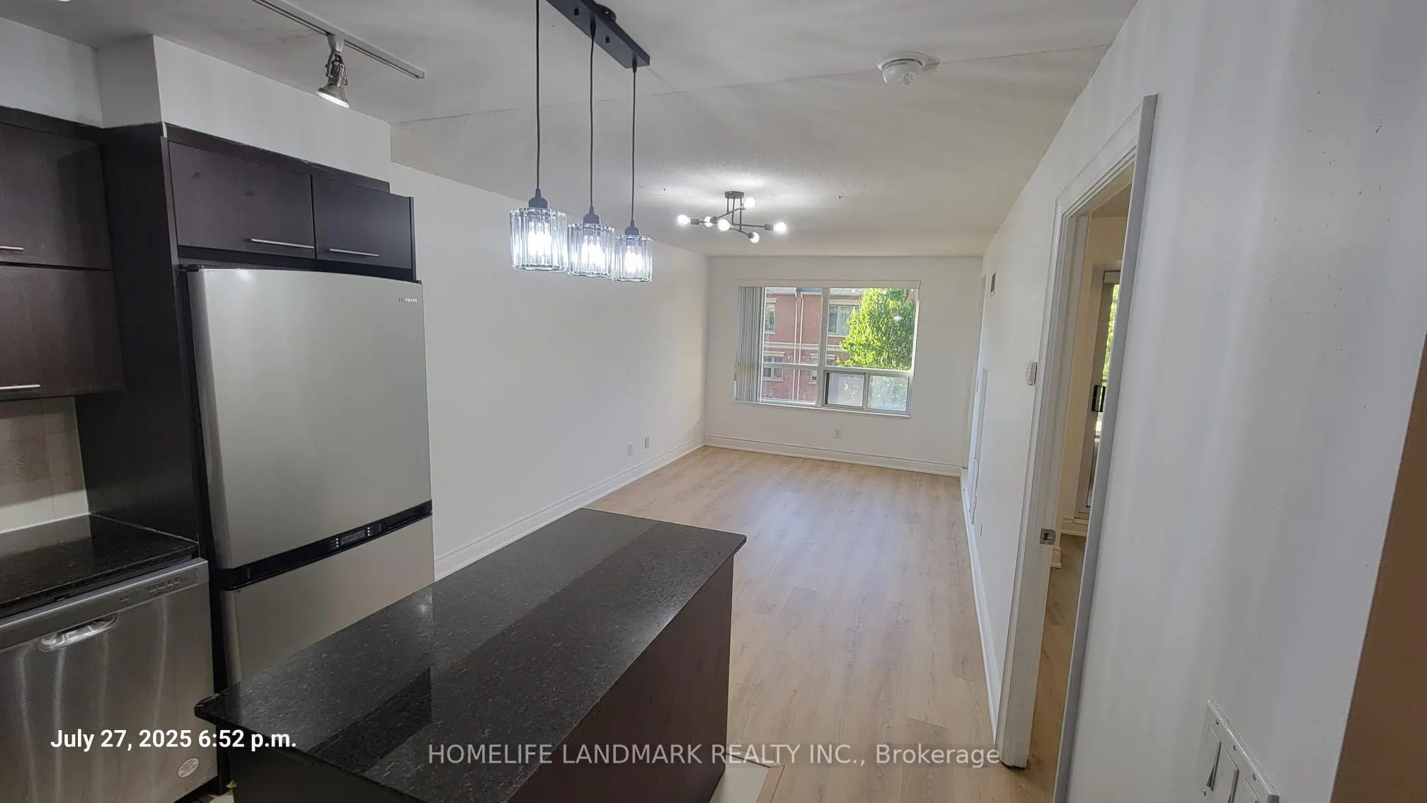 39 Galleria Parkway N, ## 301