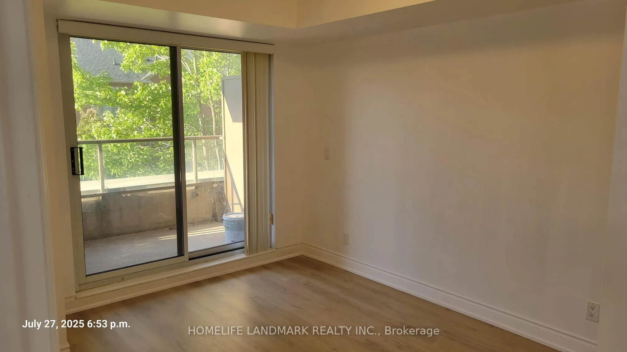 39 Galleria Parkway N, ## 301