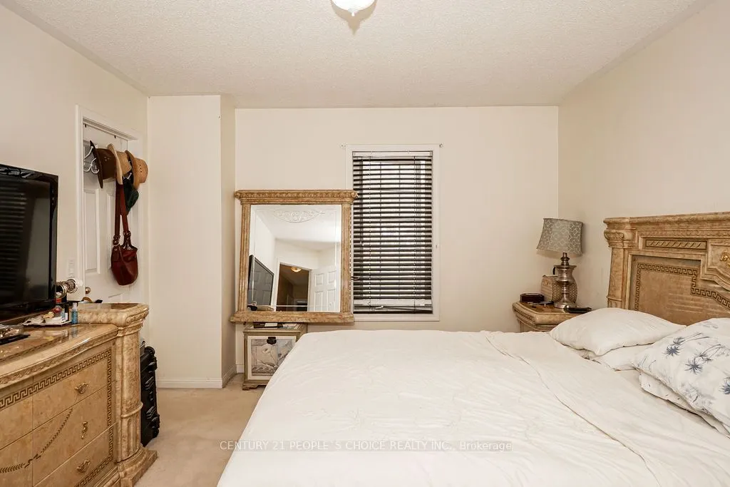 100 Elgin Mills Road W, #42