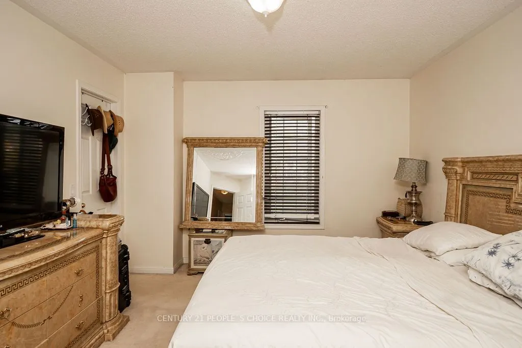 100 Elgin Mills Road W, #42