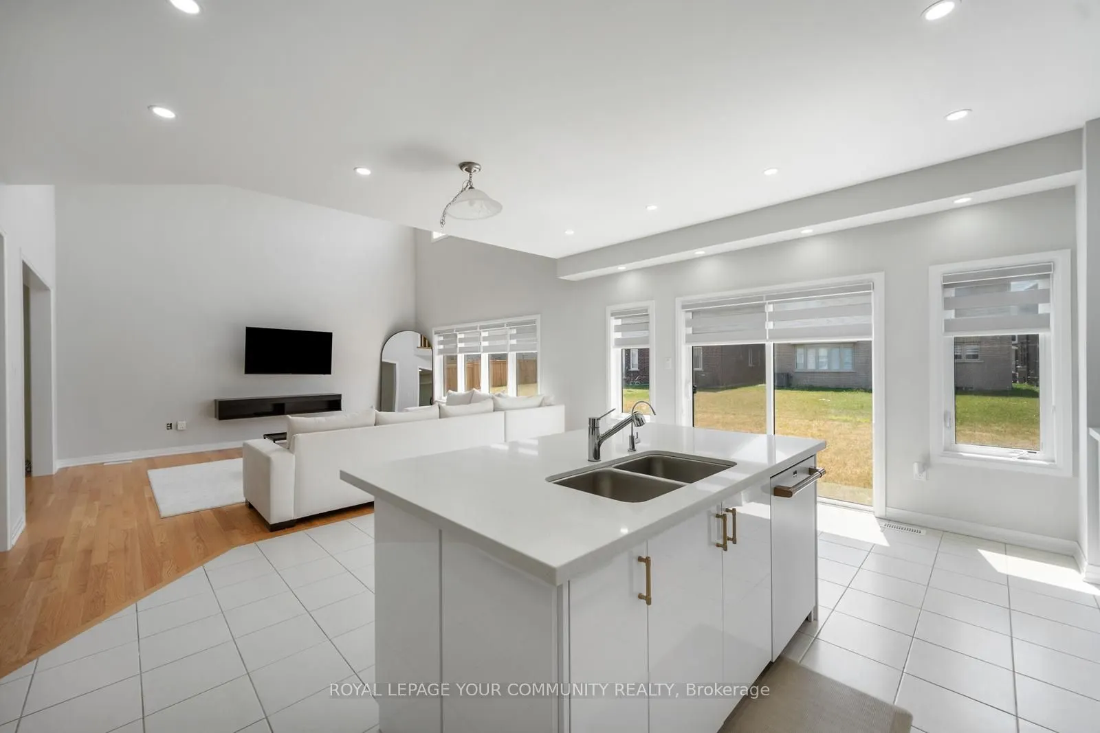 1185 Wickham Road