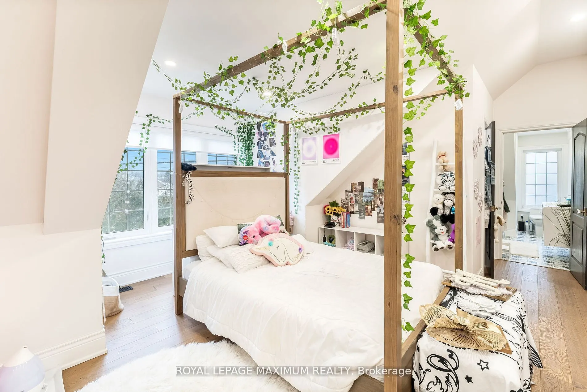 14 Pine Grove Road