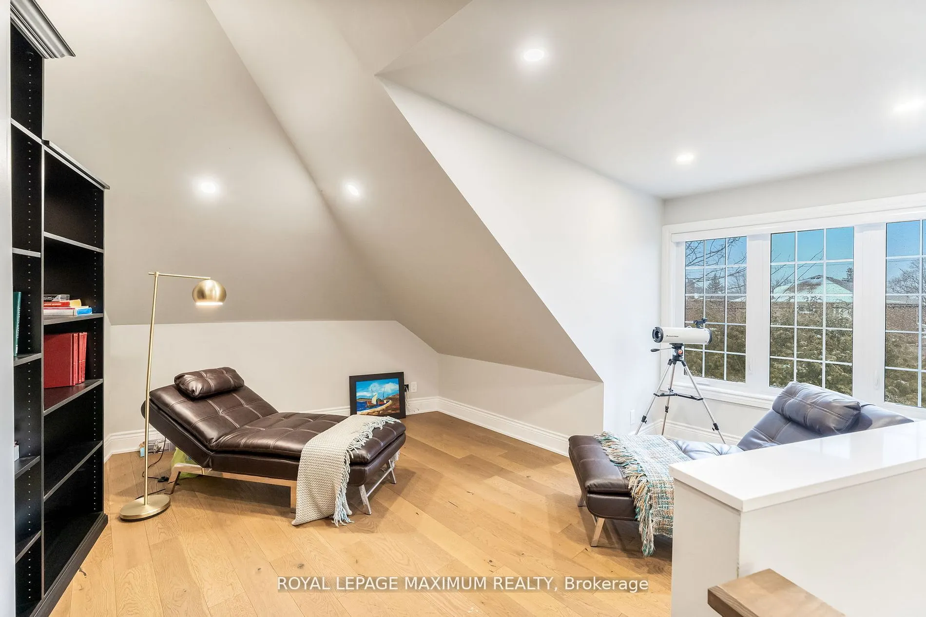 14 Pine Grove Road