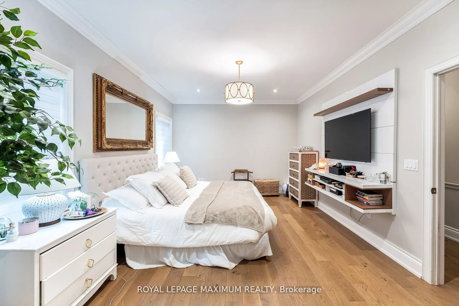 14 Pine Grove Road