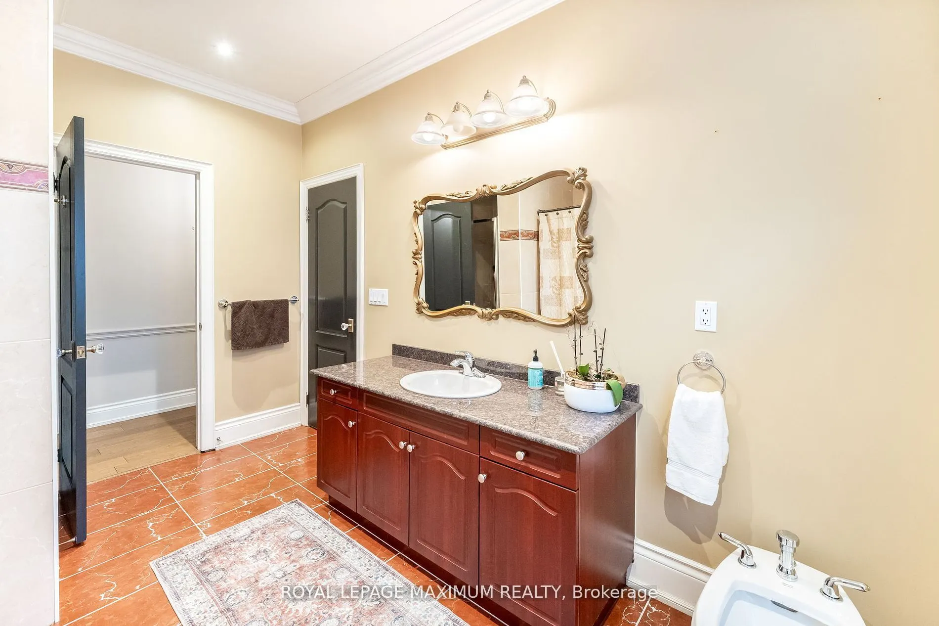 14 Pine Grove Road