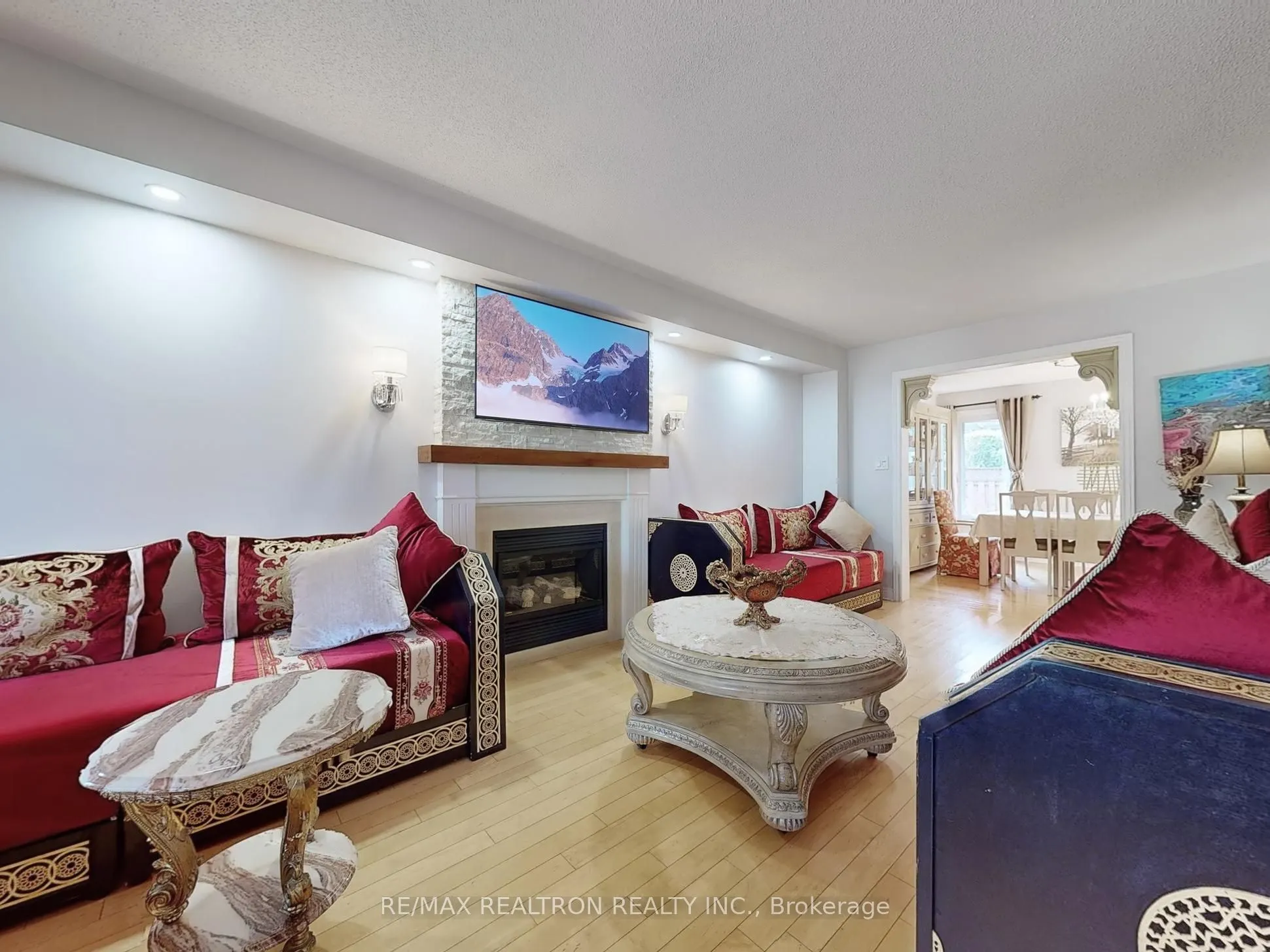 21 Watkins Glen Crescent
