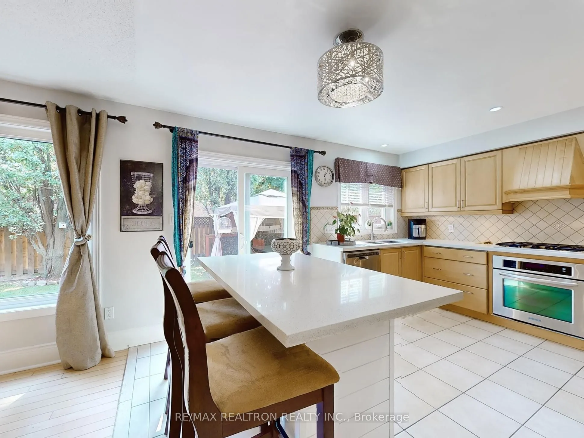 21 Watkins Glen Crescent