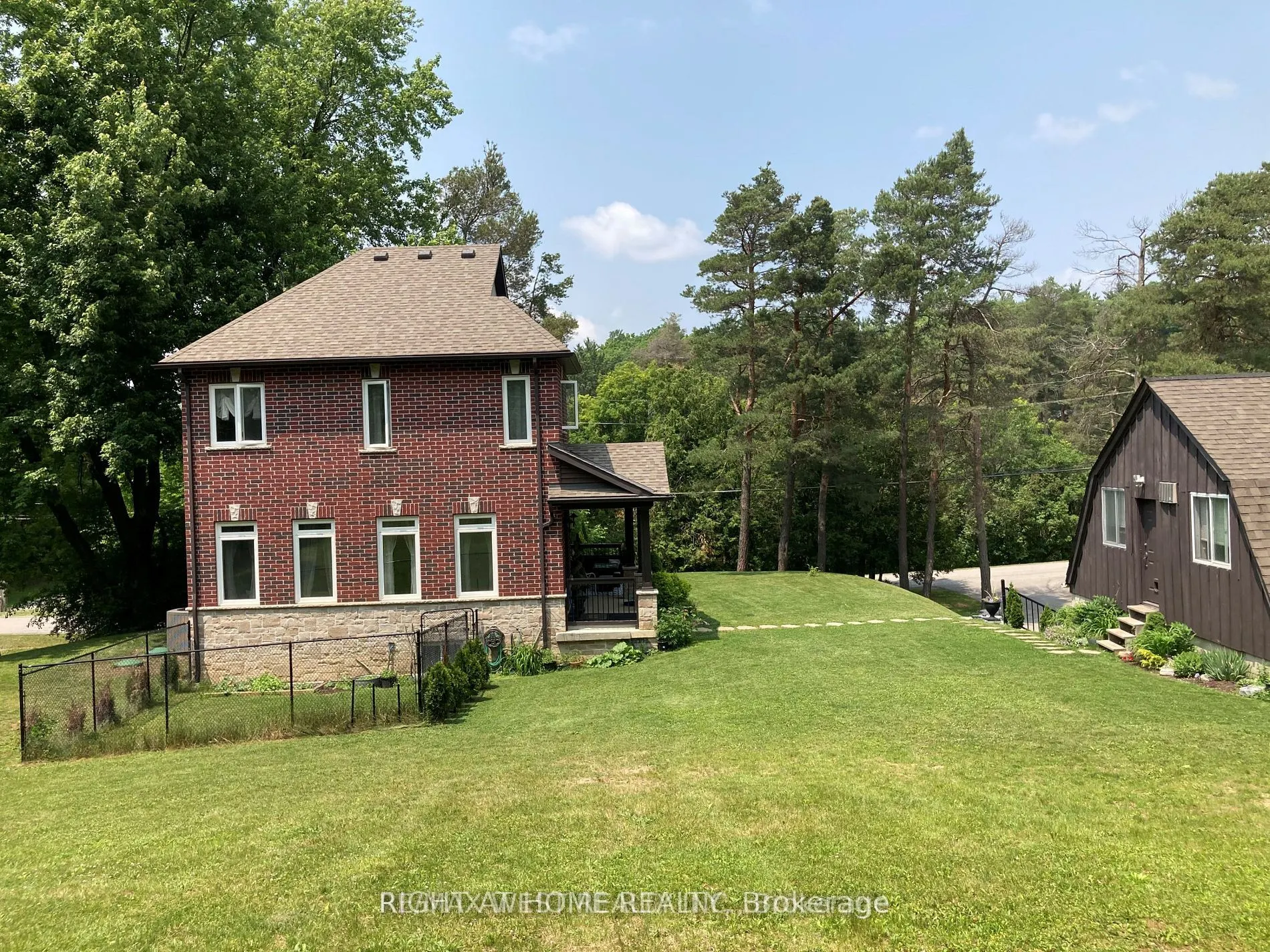 125 Ridge Road