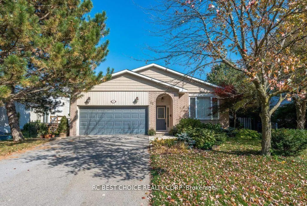 11 Emily Carr Street