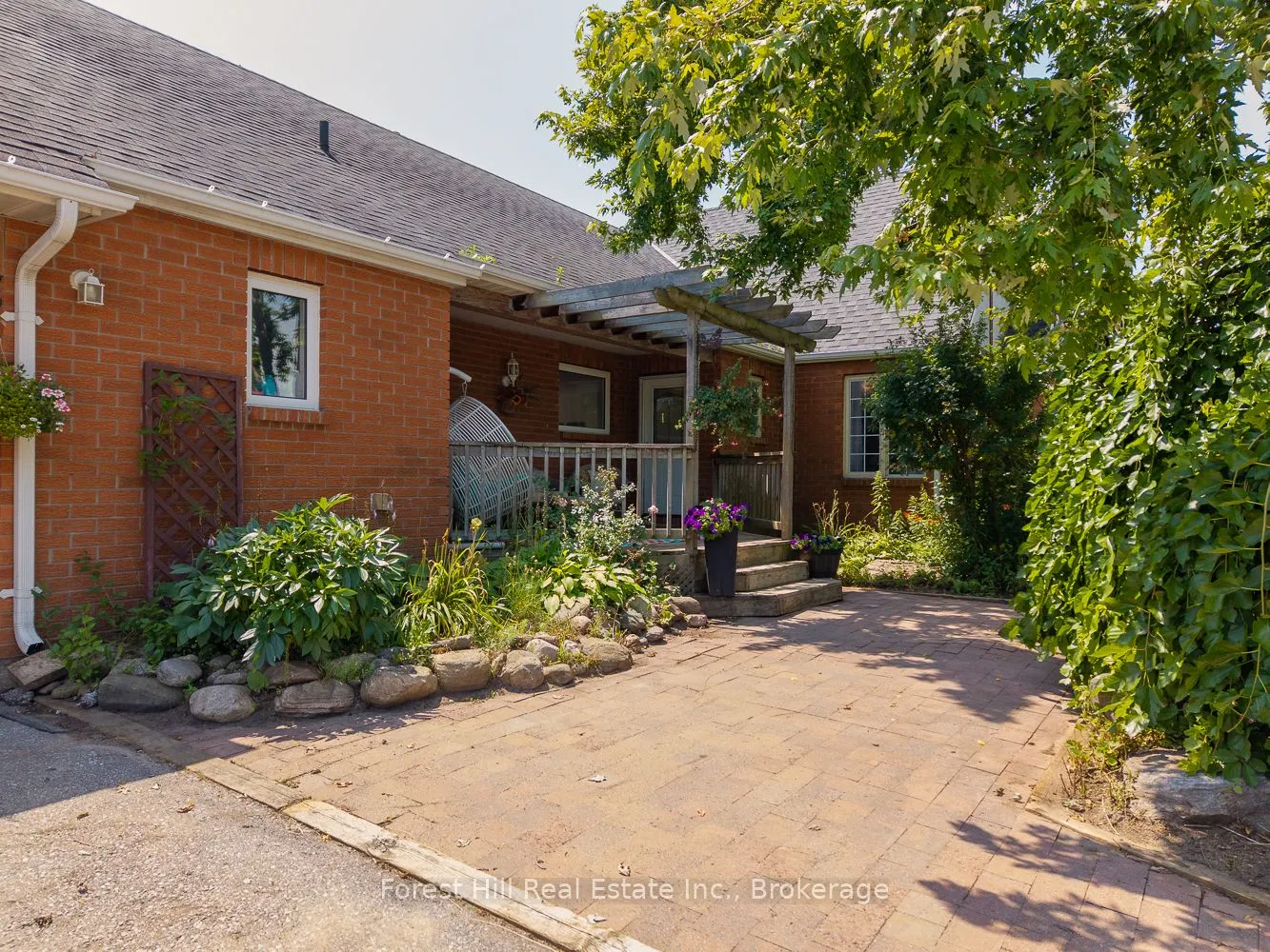 6473 Old Homestead Road