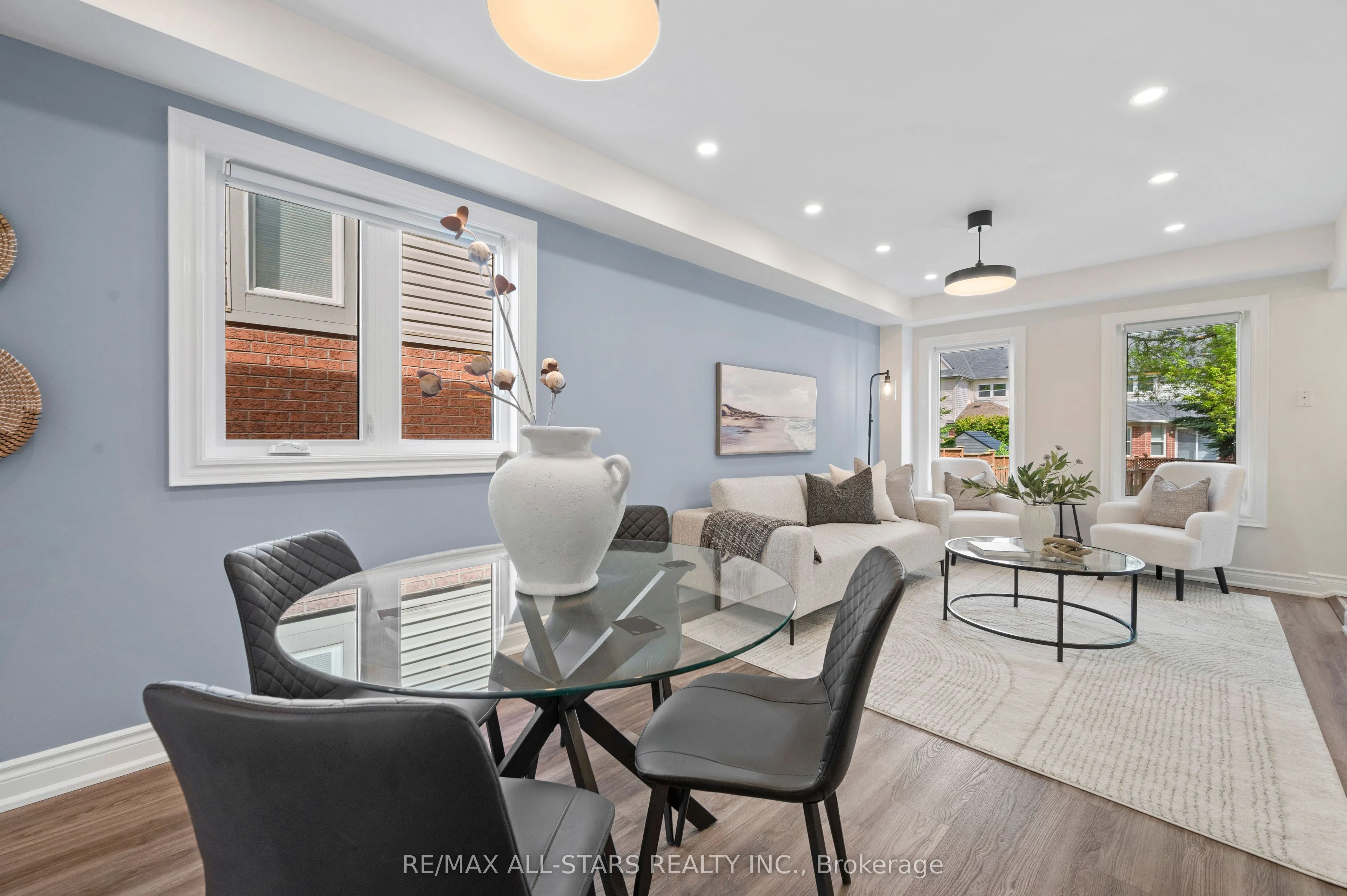 58 Woodroof Crescent