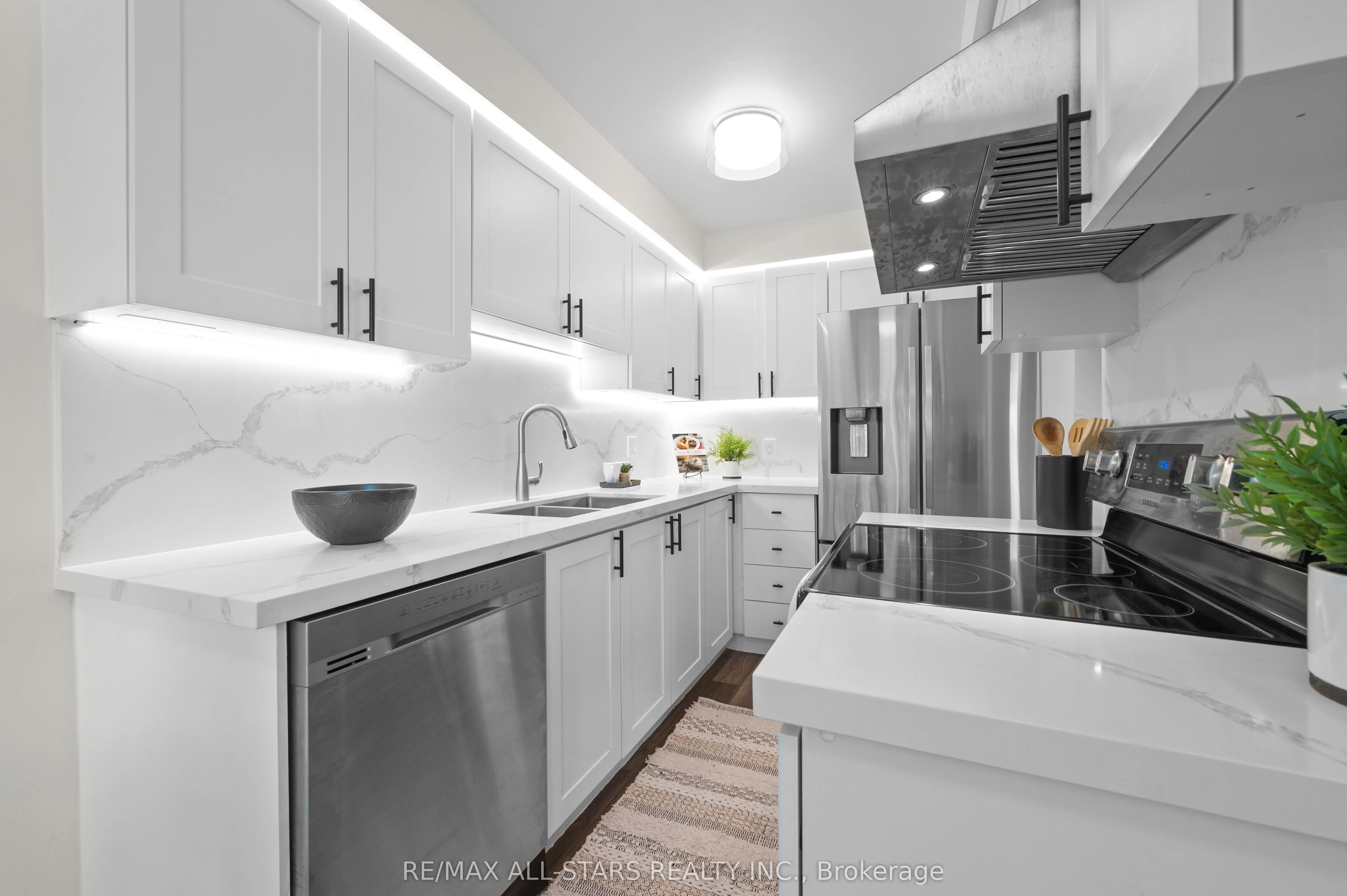58 Woodroof Crescent