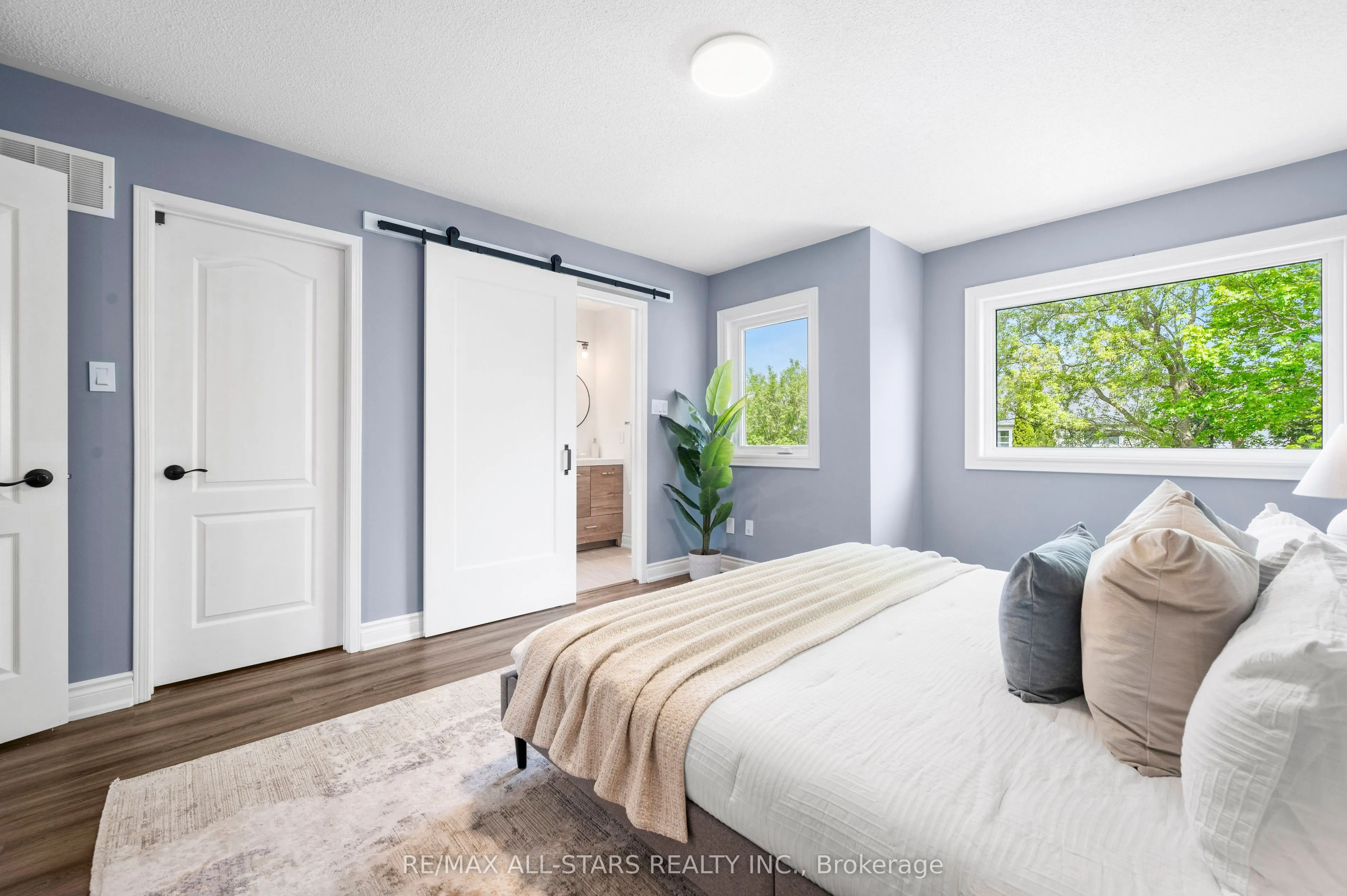 58 Woodroof Crescent