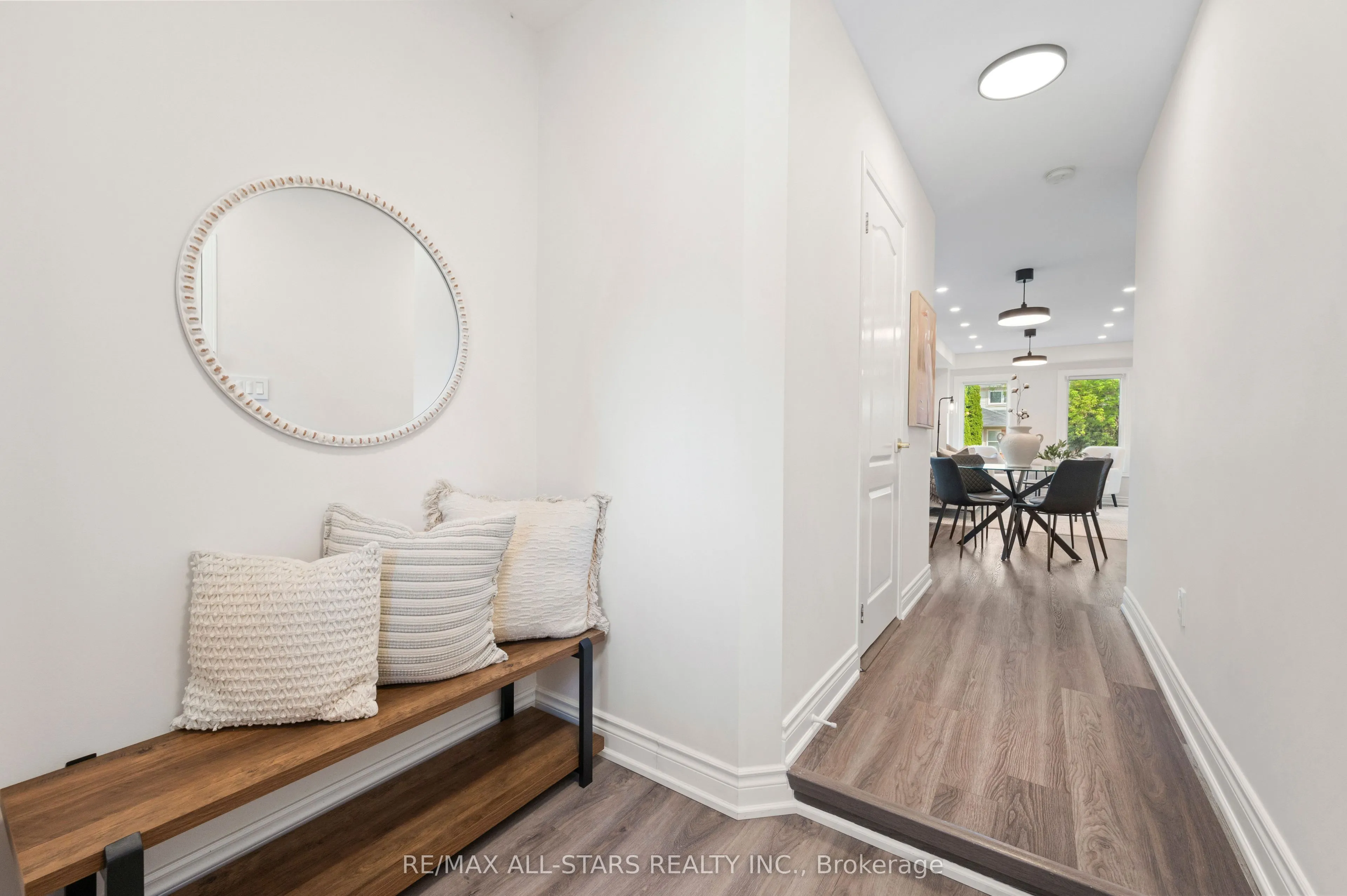 58 Woodroof Crescent