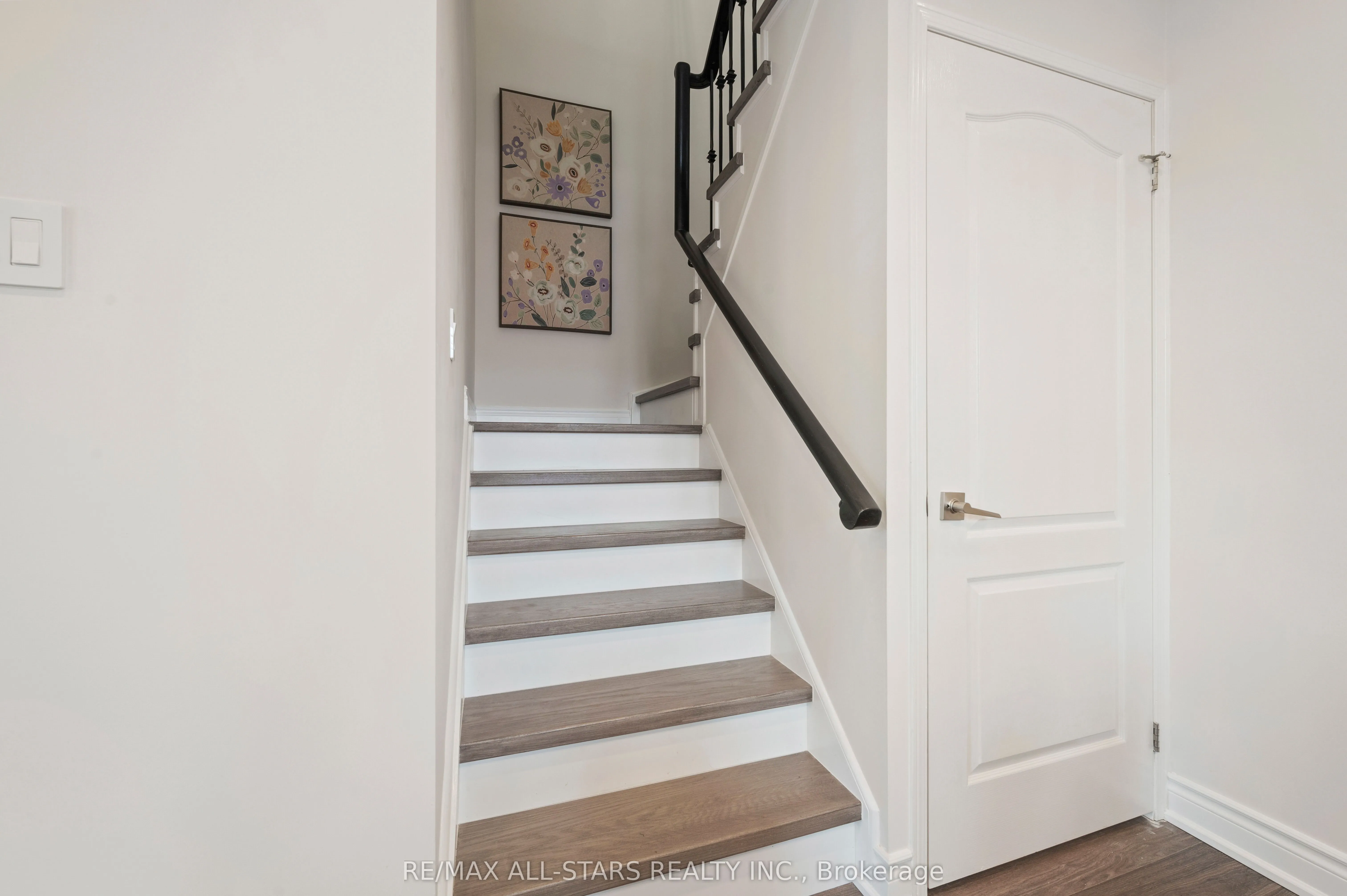 58 Woodroof Crescent