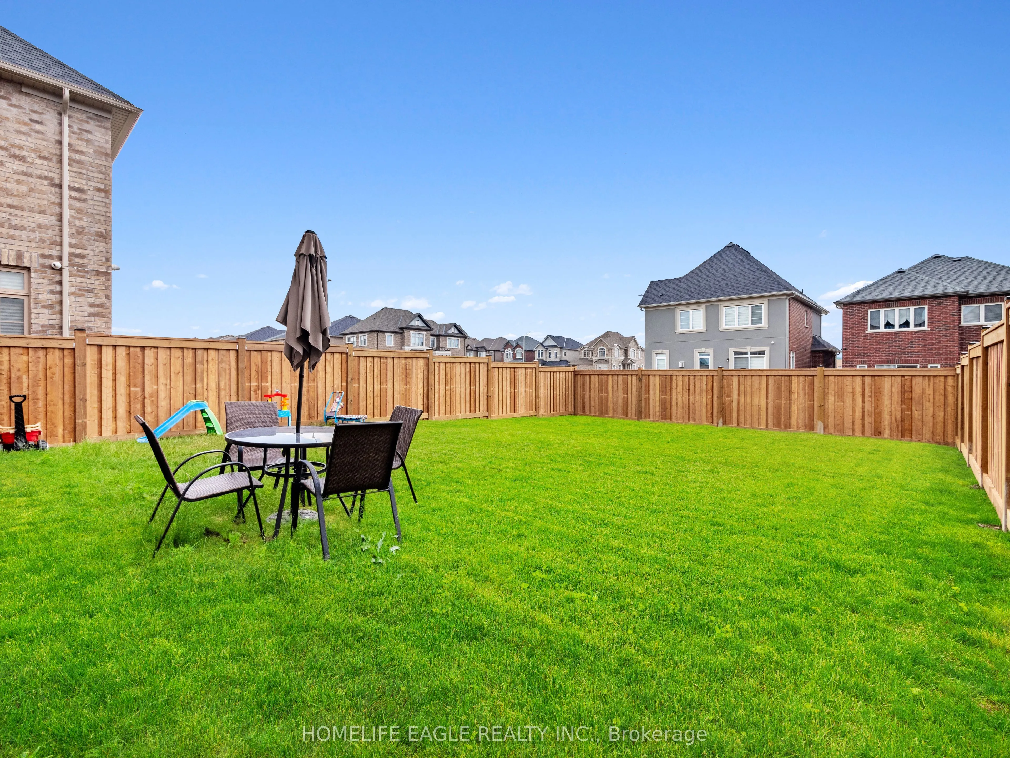 1226 Corby Way