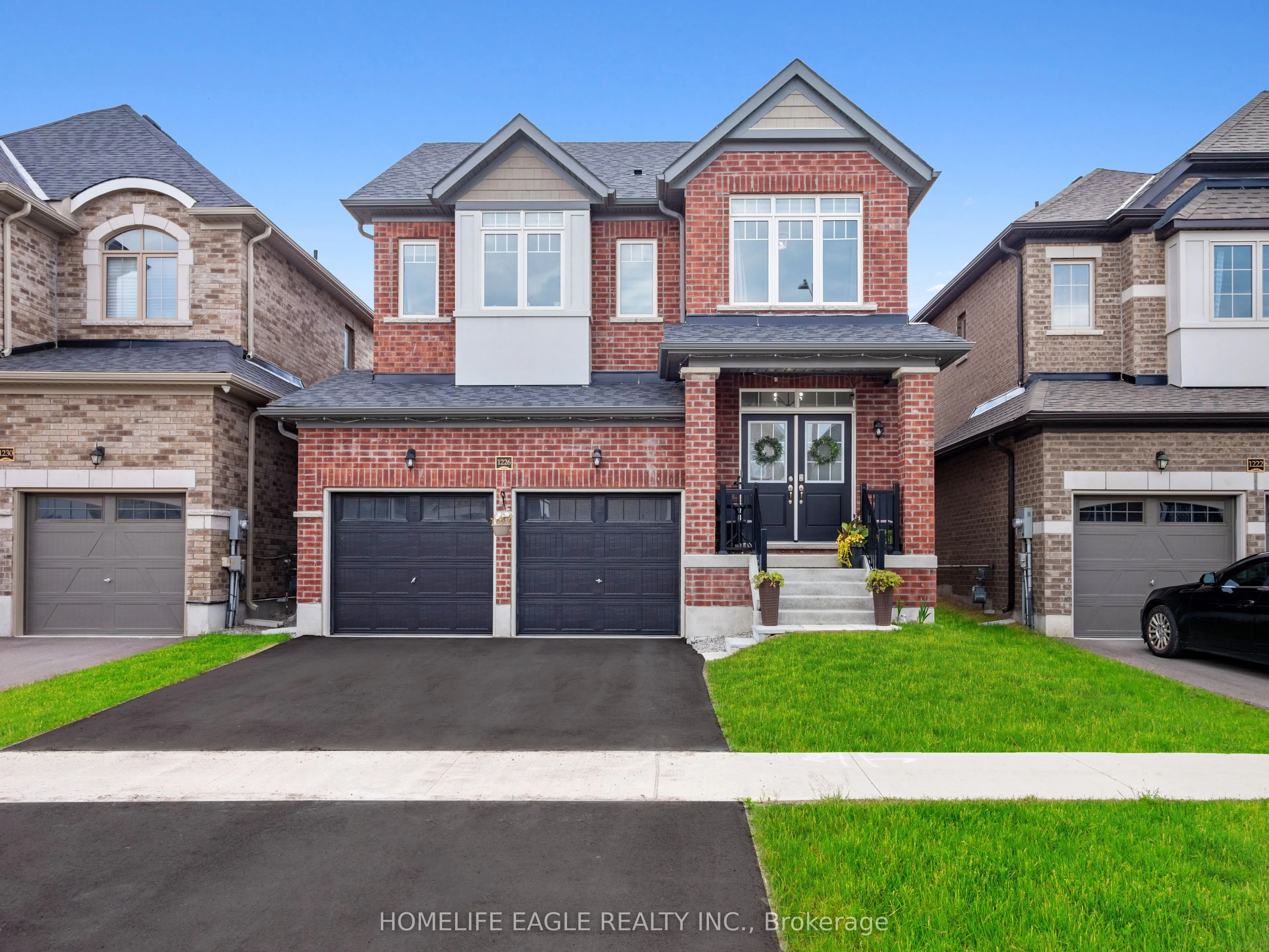 1226 Corby Way