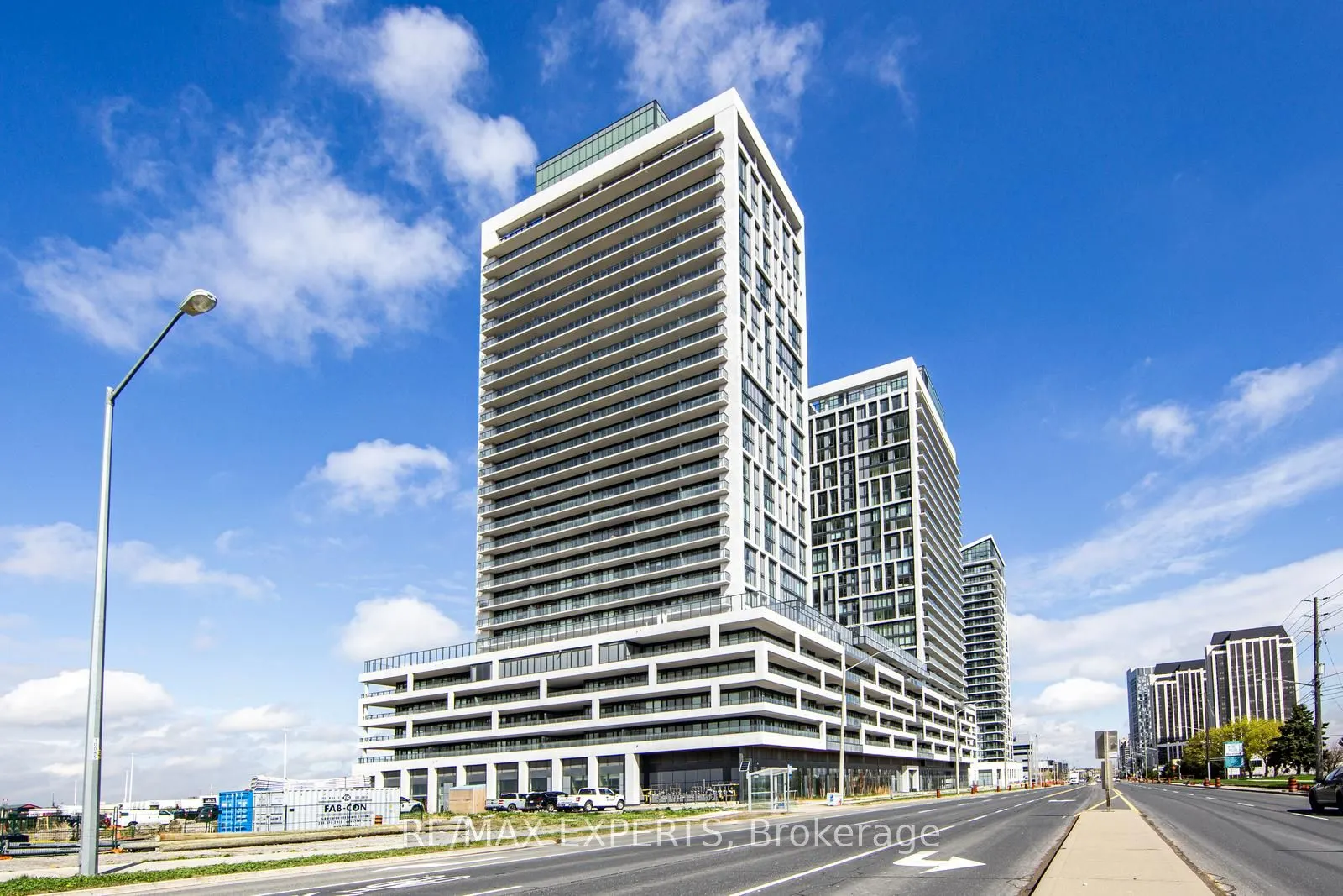 8960 JANE Street, #1802