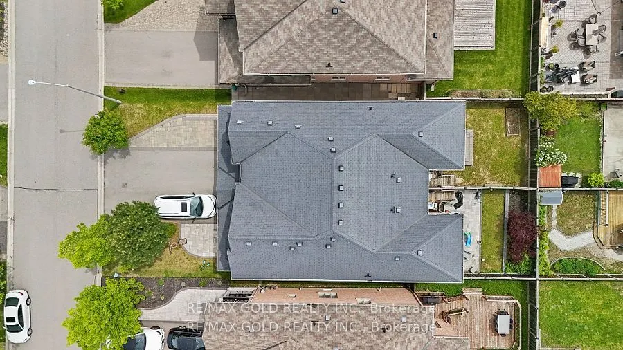 157 Black Maple Crescent