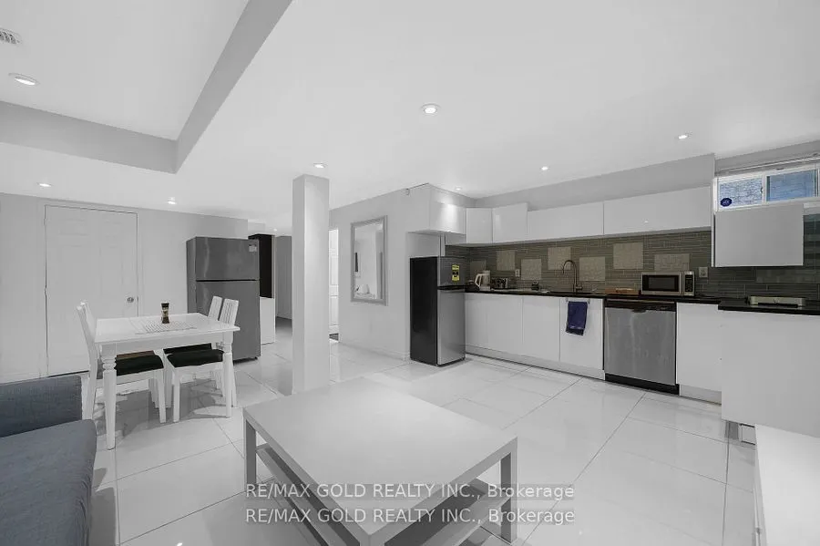 157 Black Maple Crescent