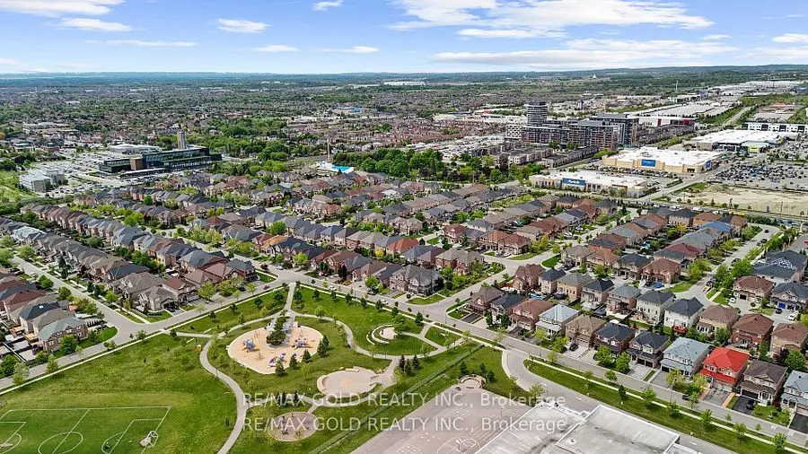 157 Black Maple Crescent