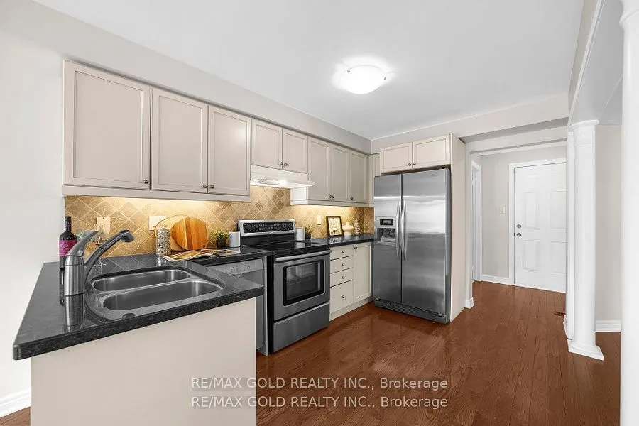 157 Black Maple Crescent