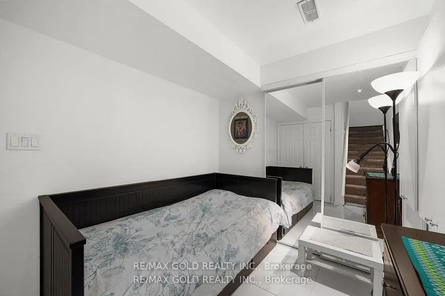 157 Black Maple Crescent