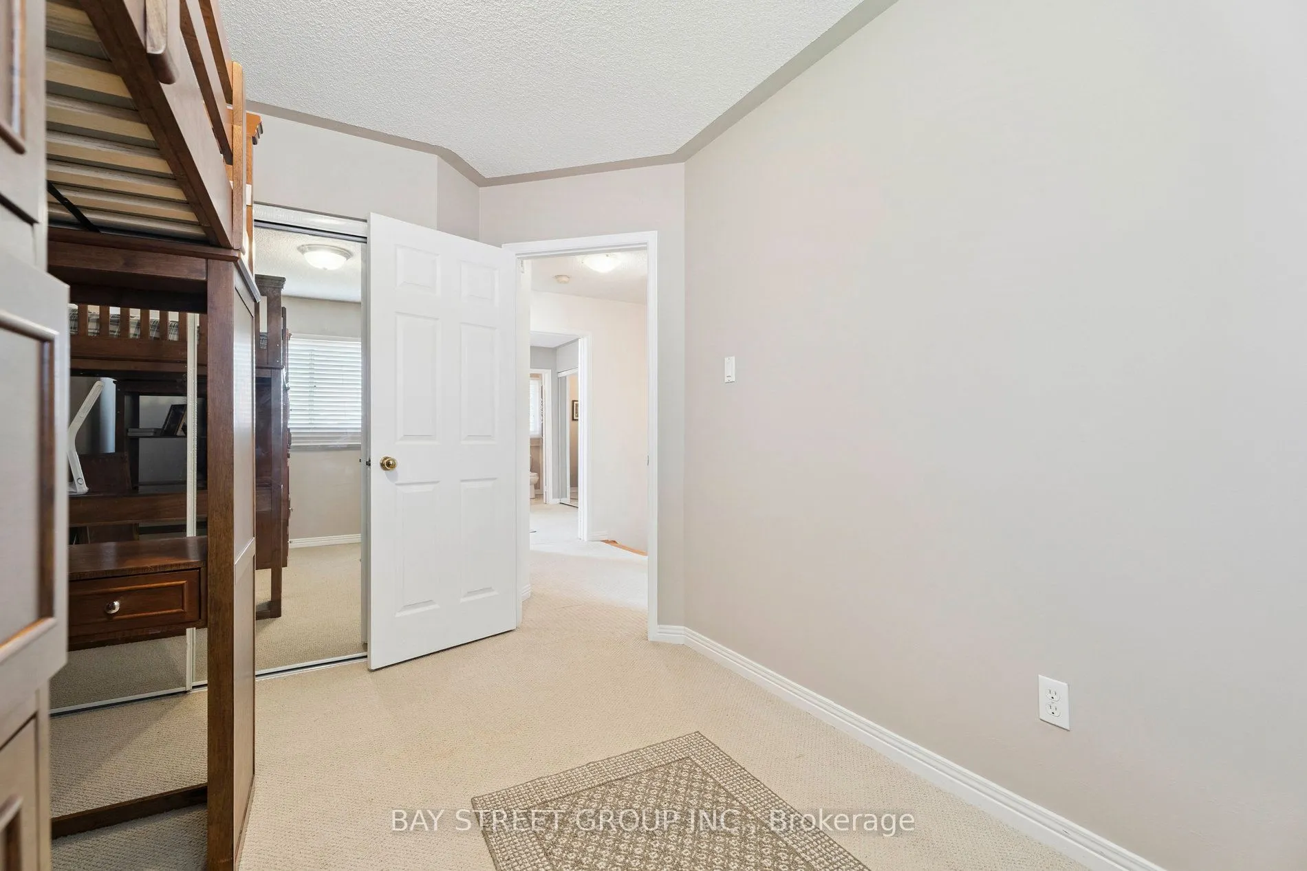 873 Playter Crescent, #19