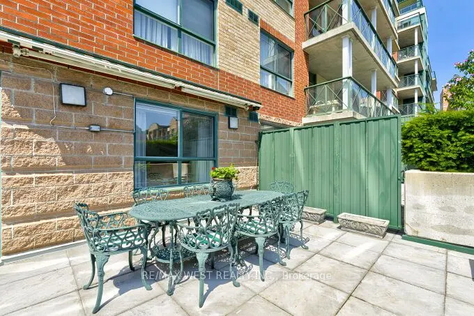 141 Woodbridge Avenue, #104