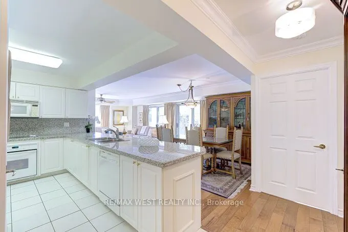 141 Woodbridge Avenue, #104