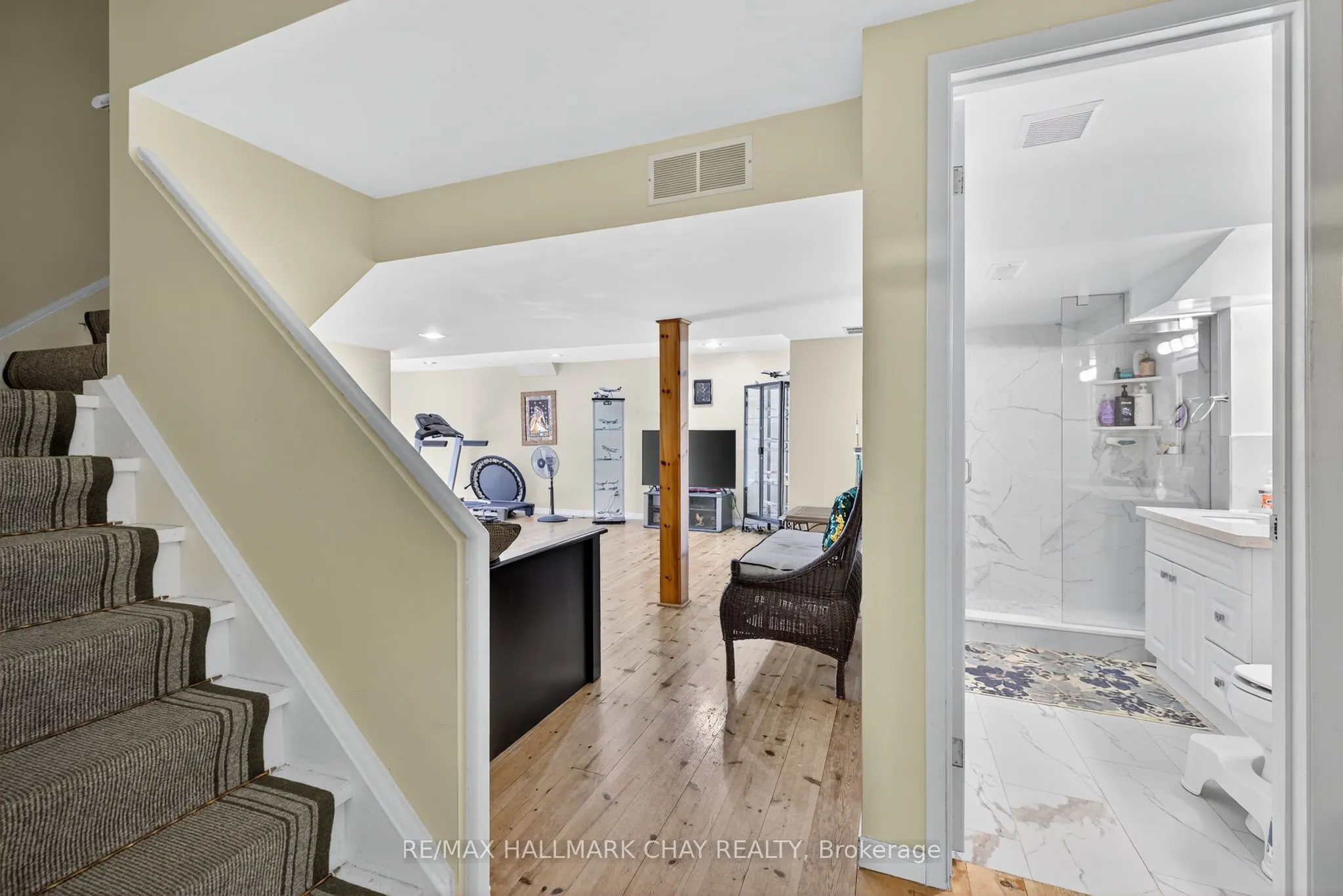 25 Heatherwood Crescent