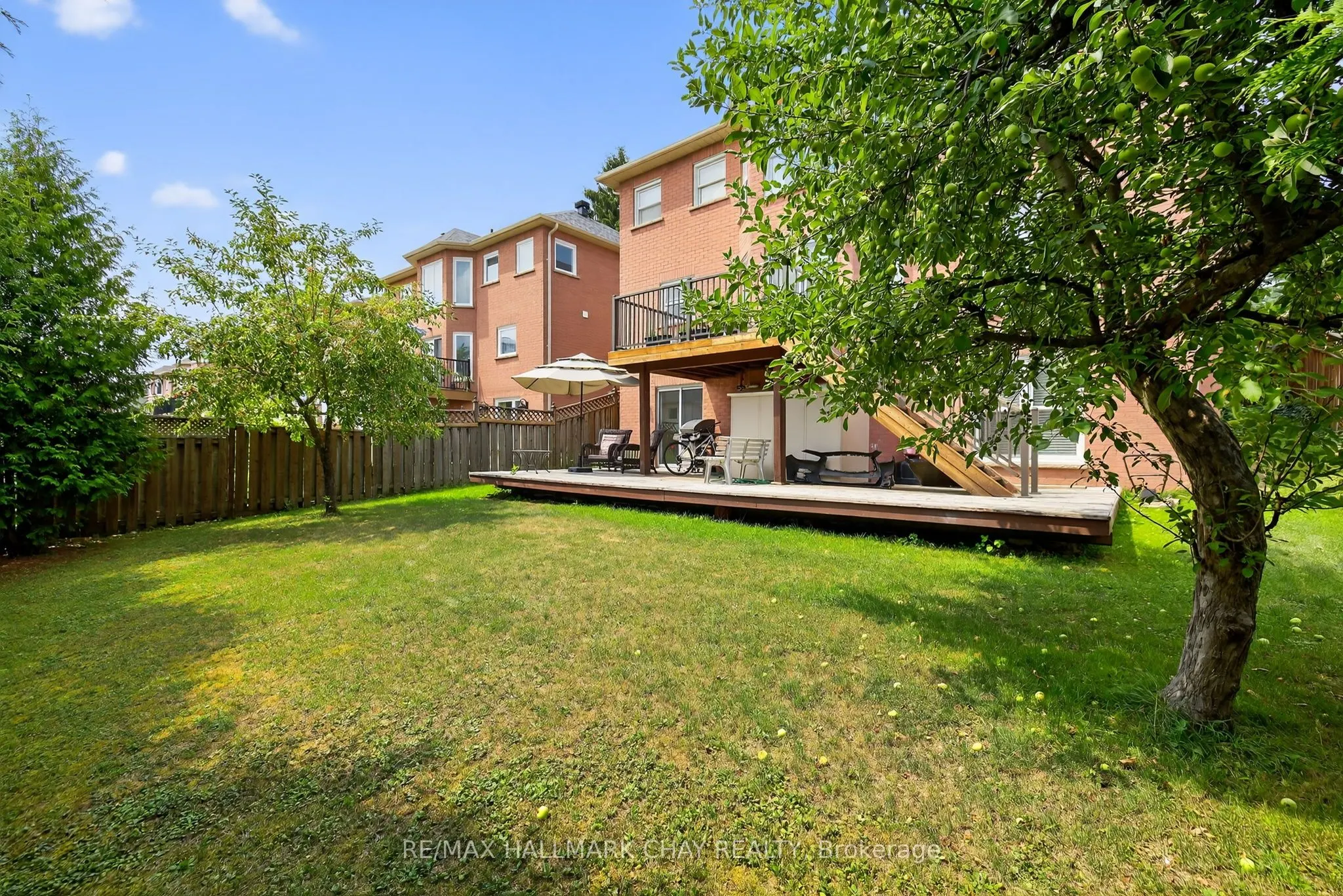 25 Heatherwood Crescent