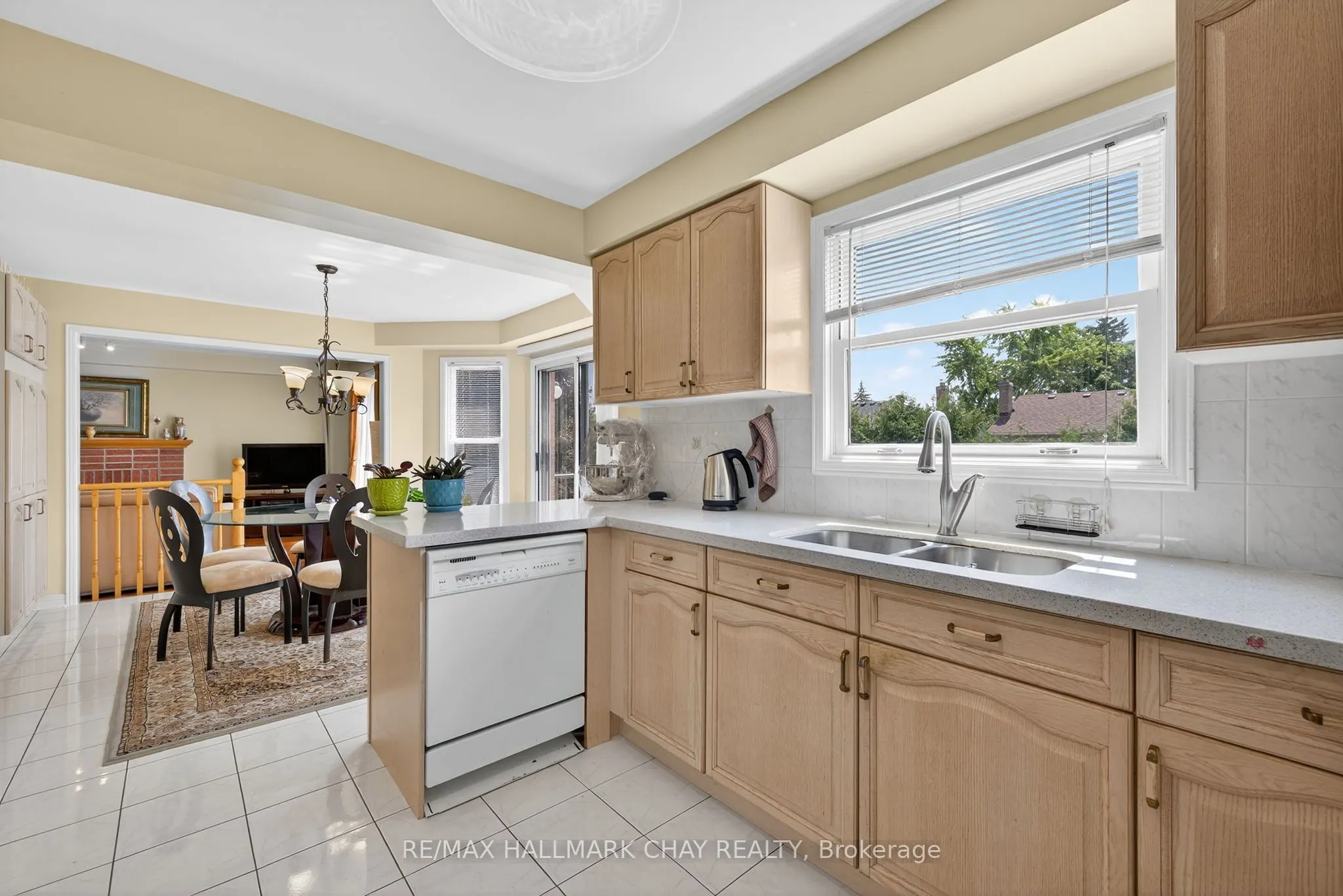 25 Heatherwood Crescent