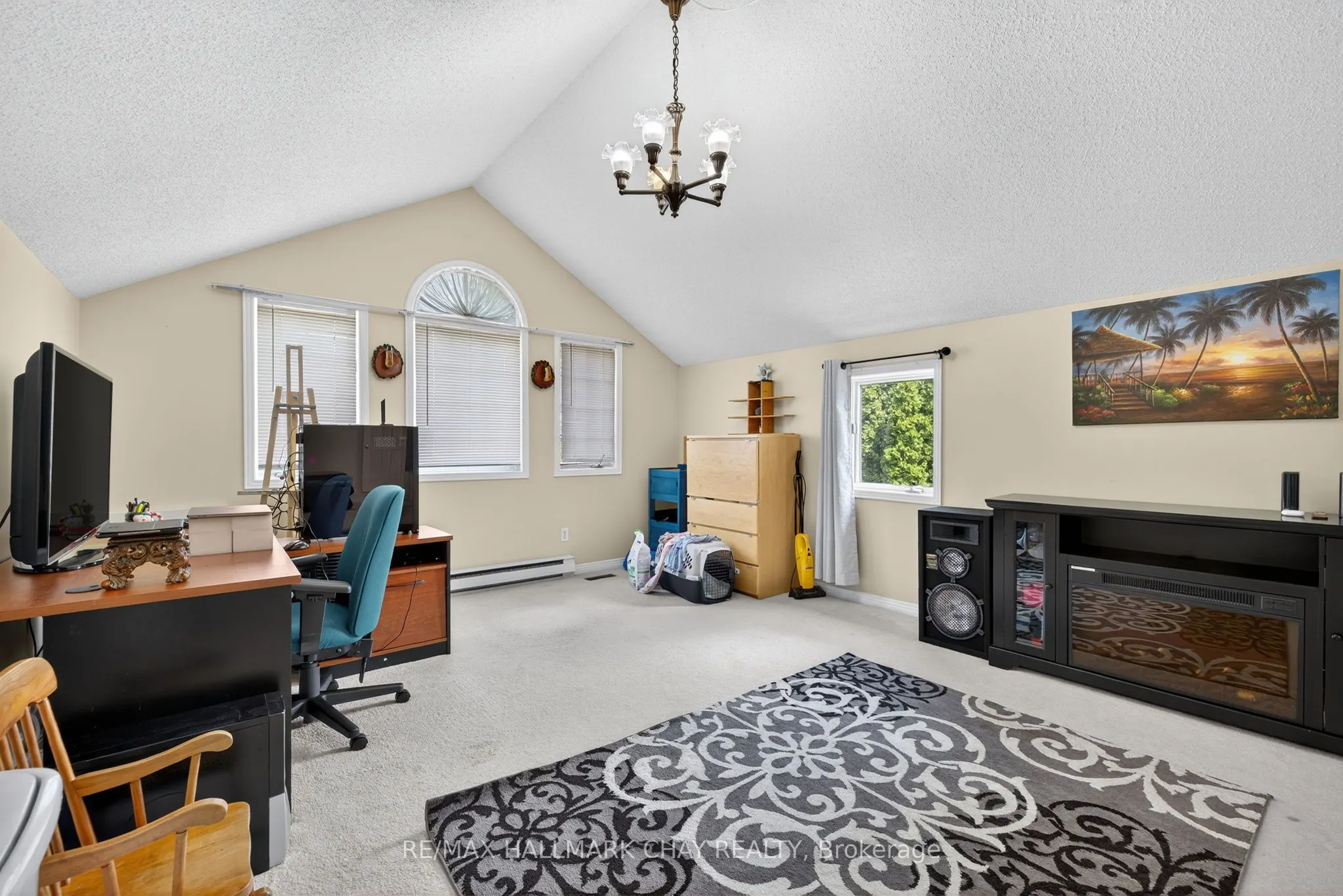 25 Heatherwood Crescent