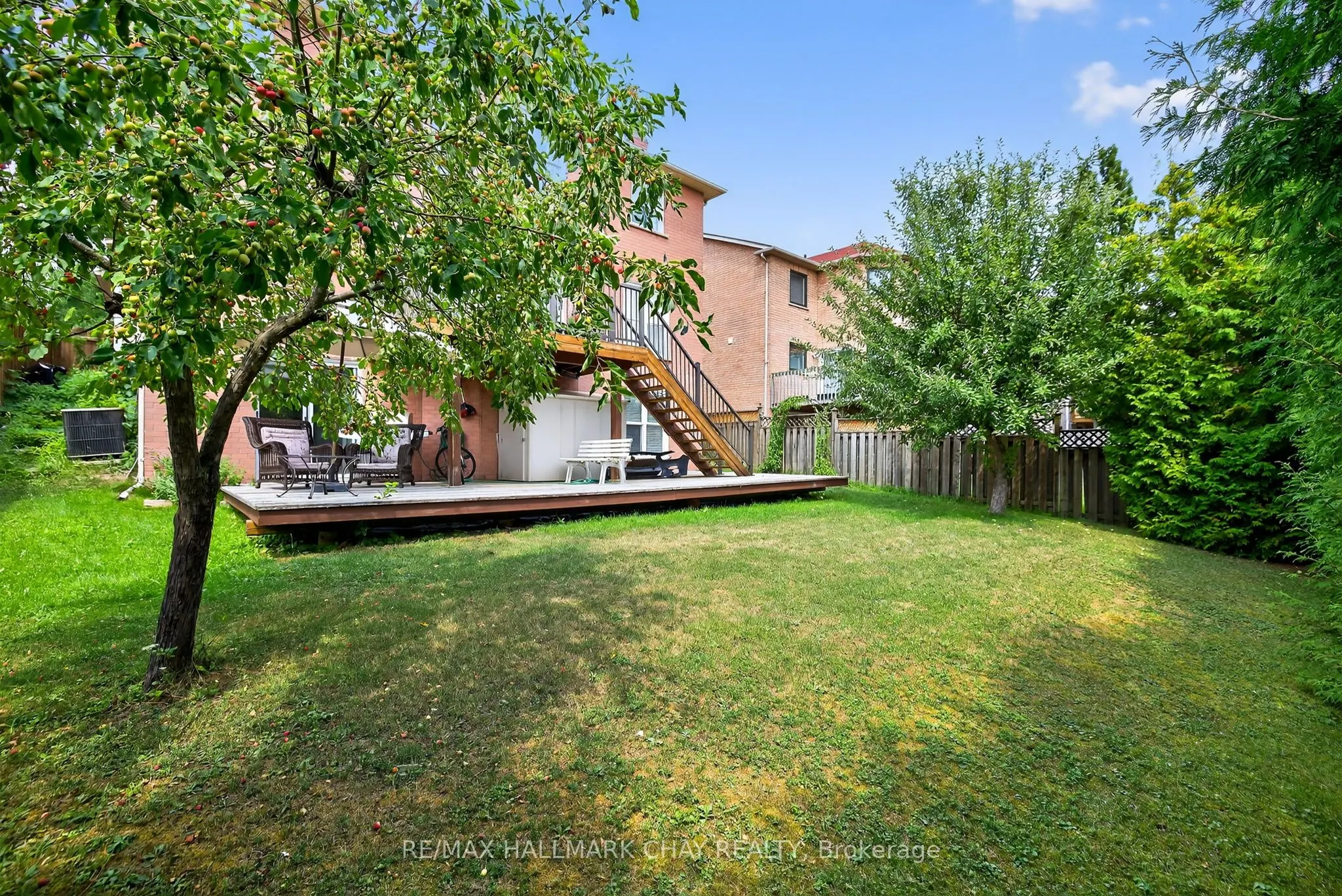 25 Heatherwood Crescent