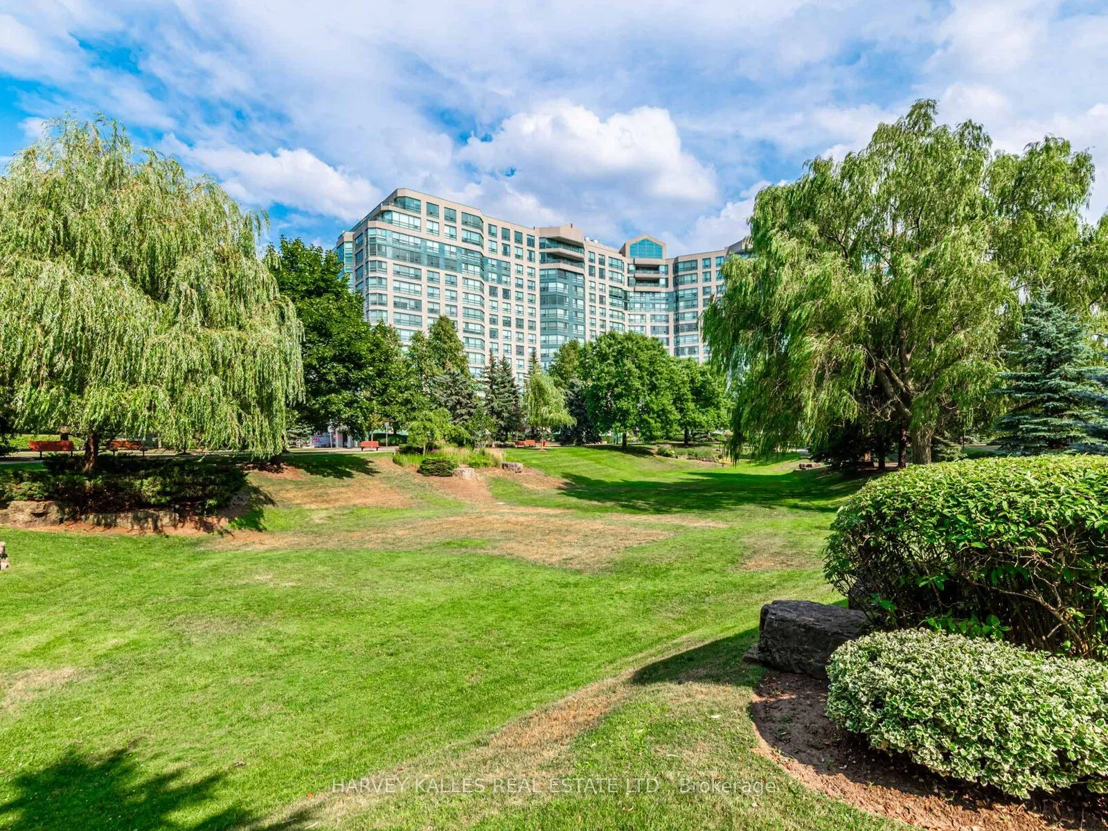 7805 Bayview Avenue, #1406