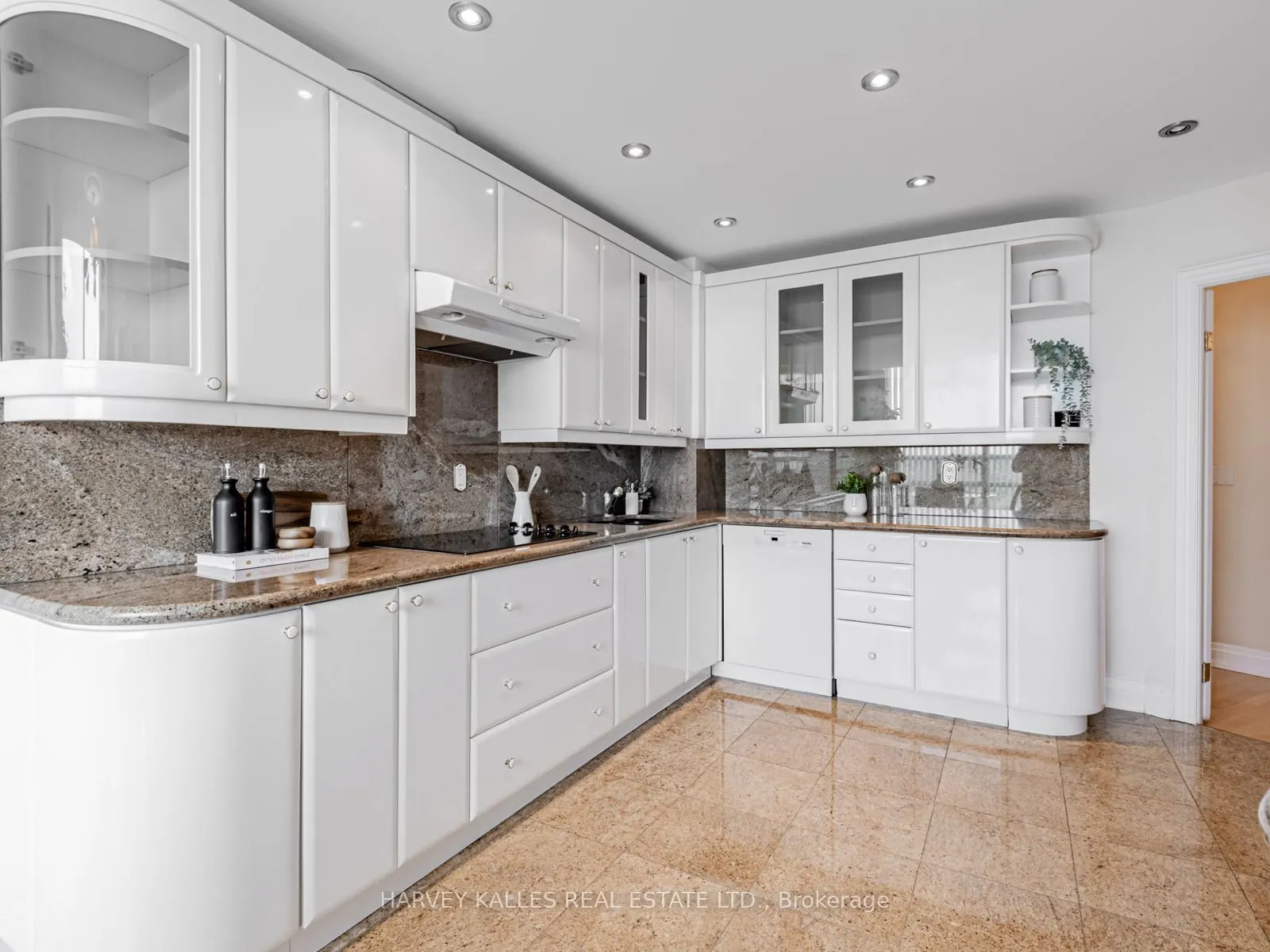 7805 Bayview Avenue, #1406