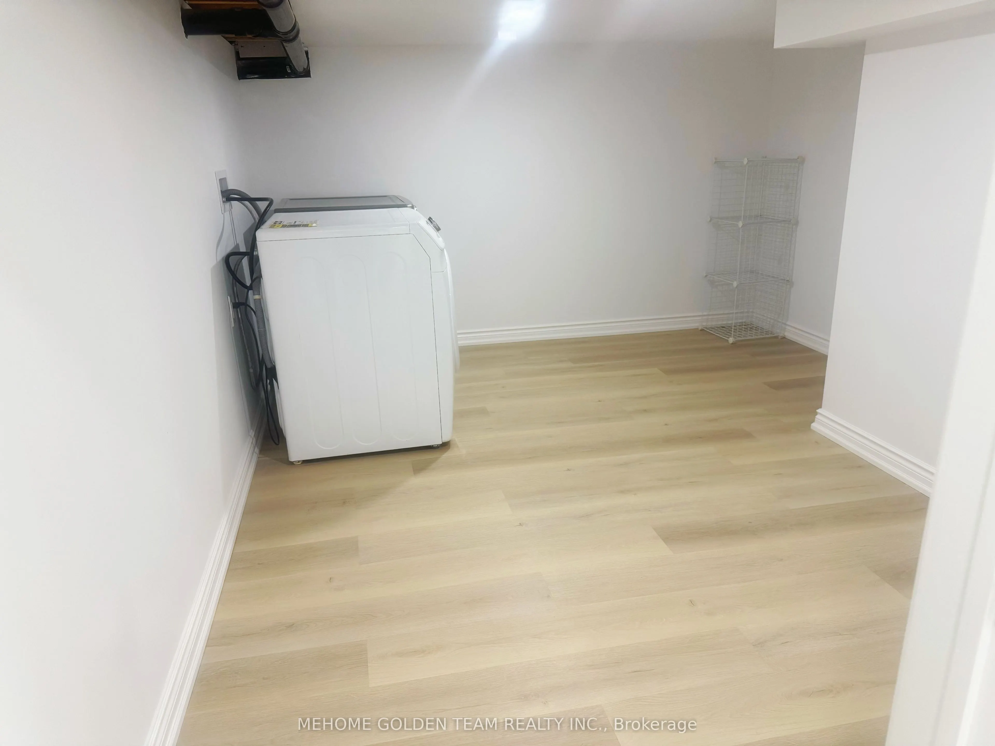31 Ferncliffe Crescent, #Bsmt
