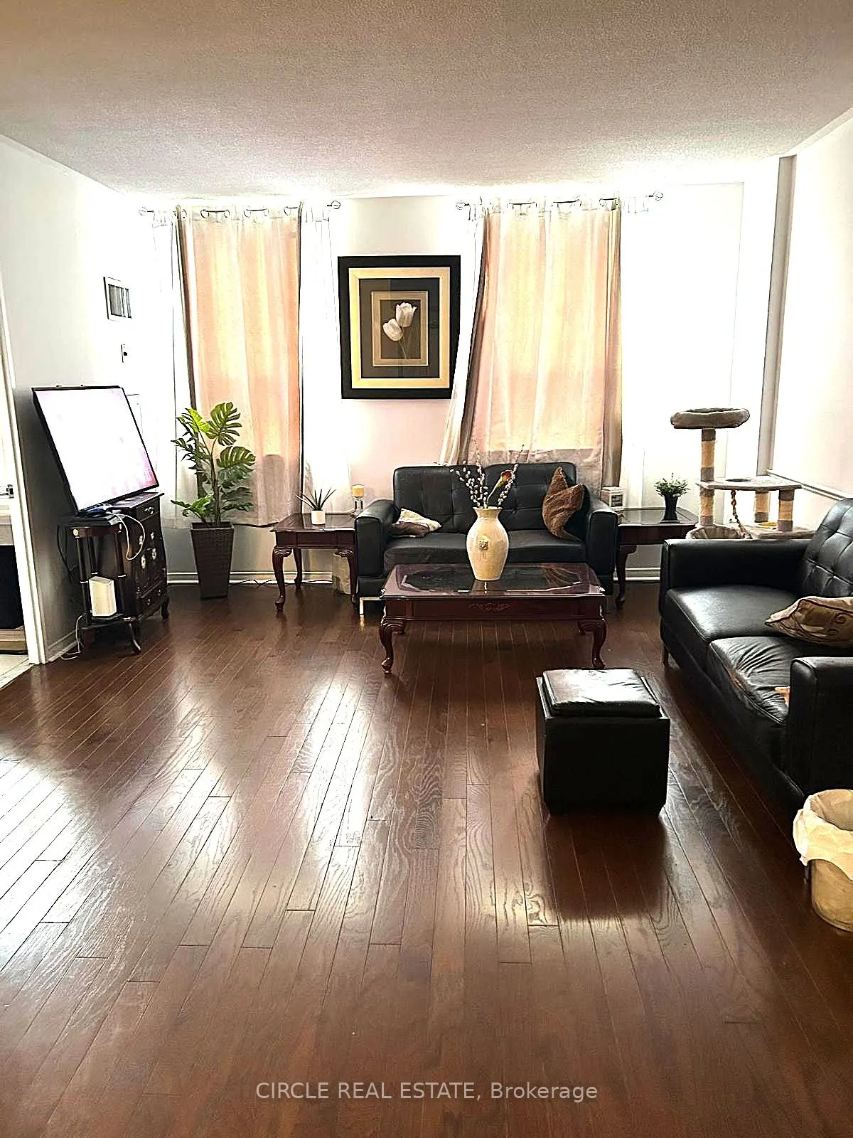 7398 Yonge Street, #112