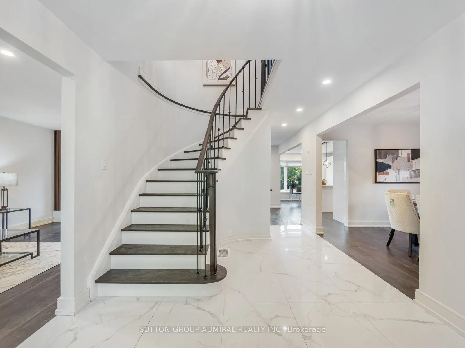 97 Golf Links Drive