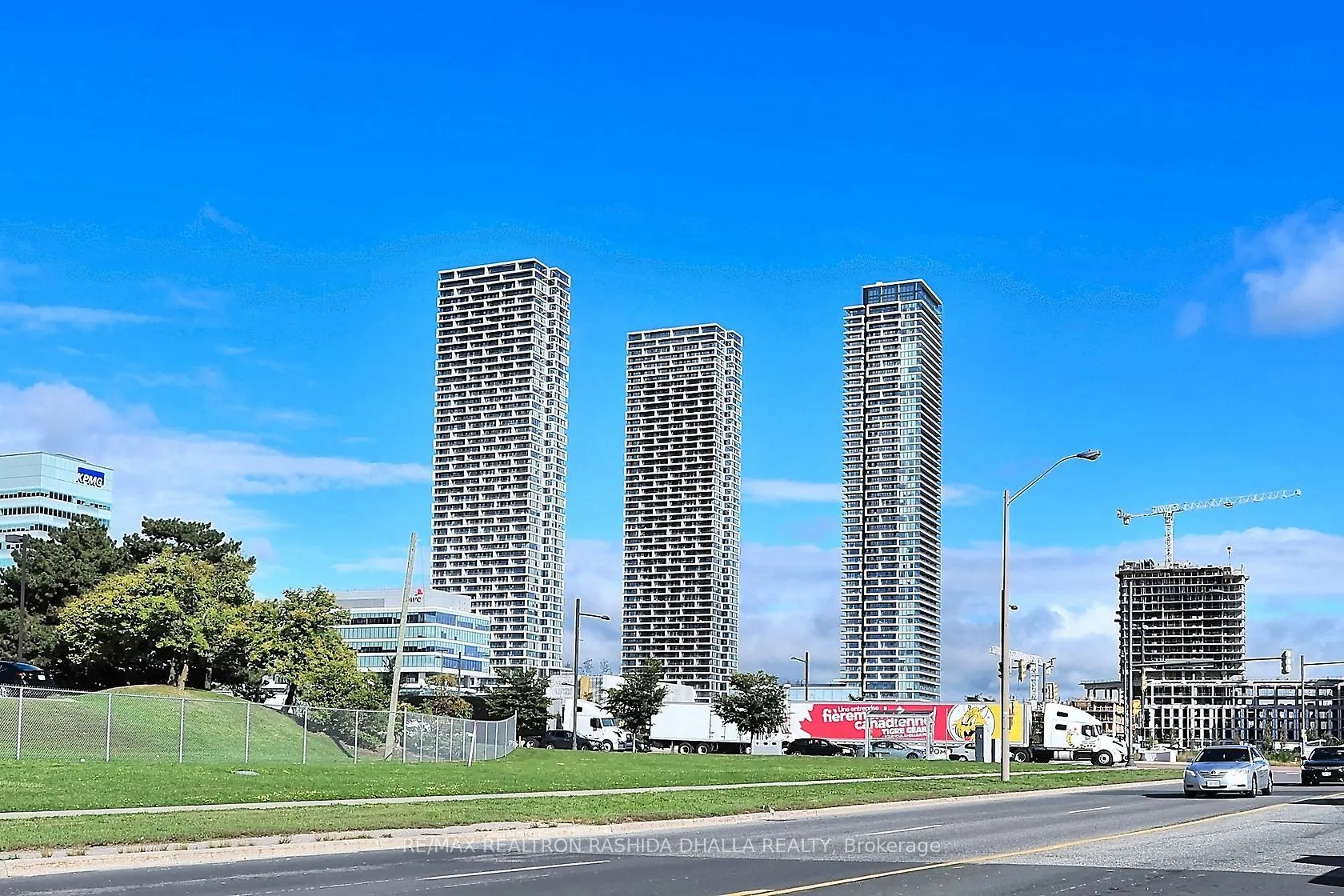 898 Portage Parkway N, #4808