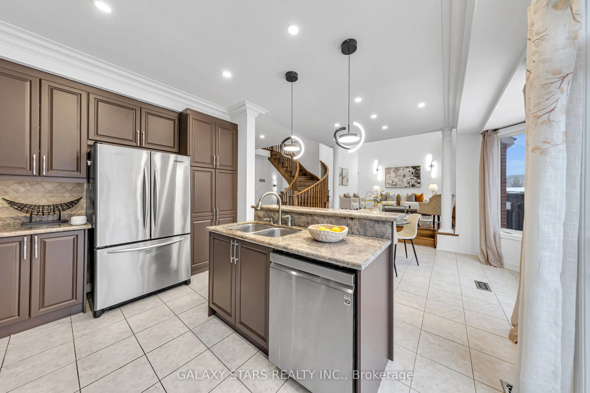 5 Forestbrook Drive