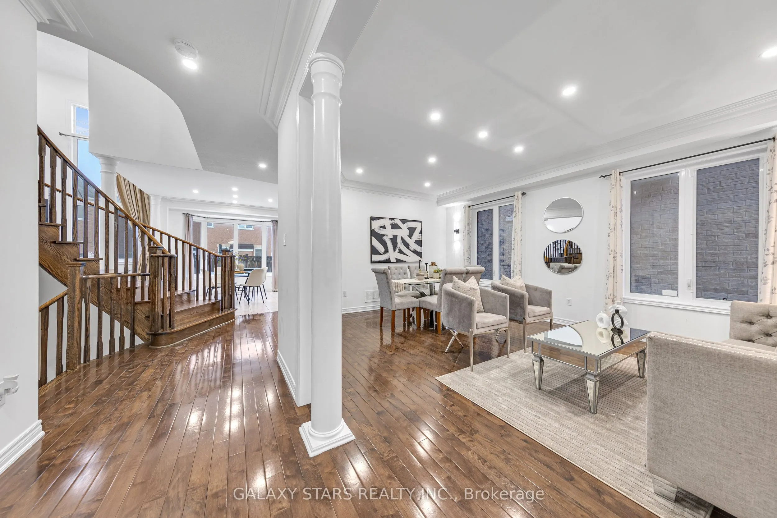 5 Forestbrook Drive