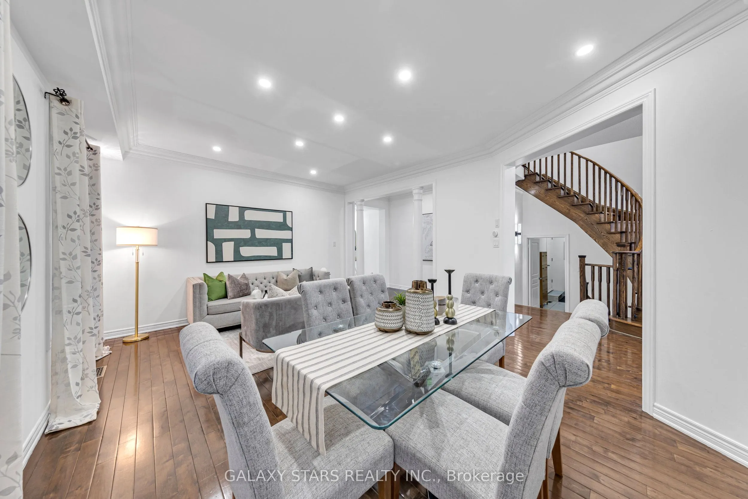 5 Forestbrook Drive