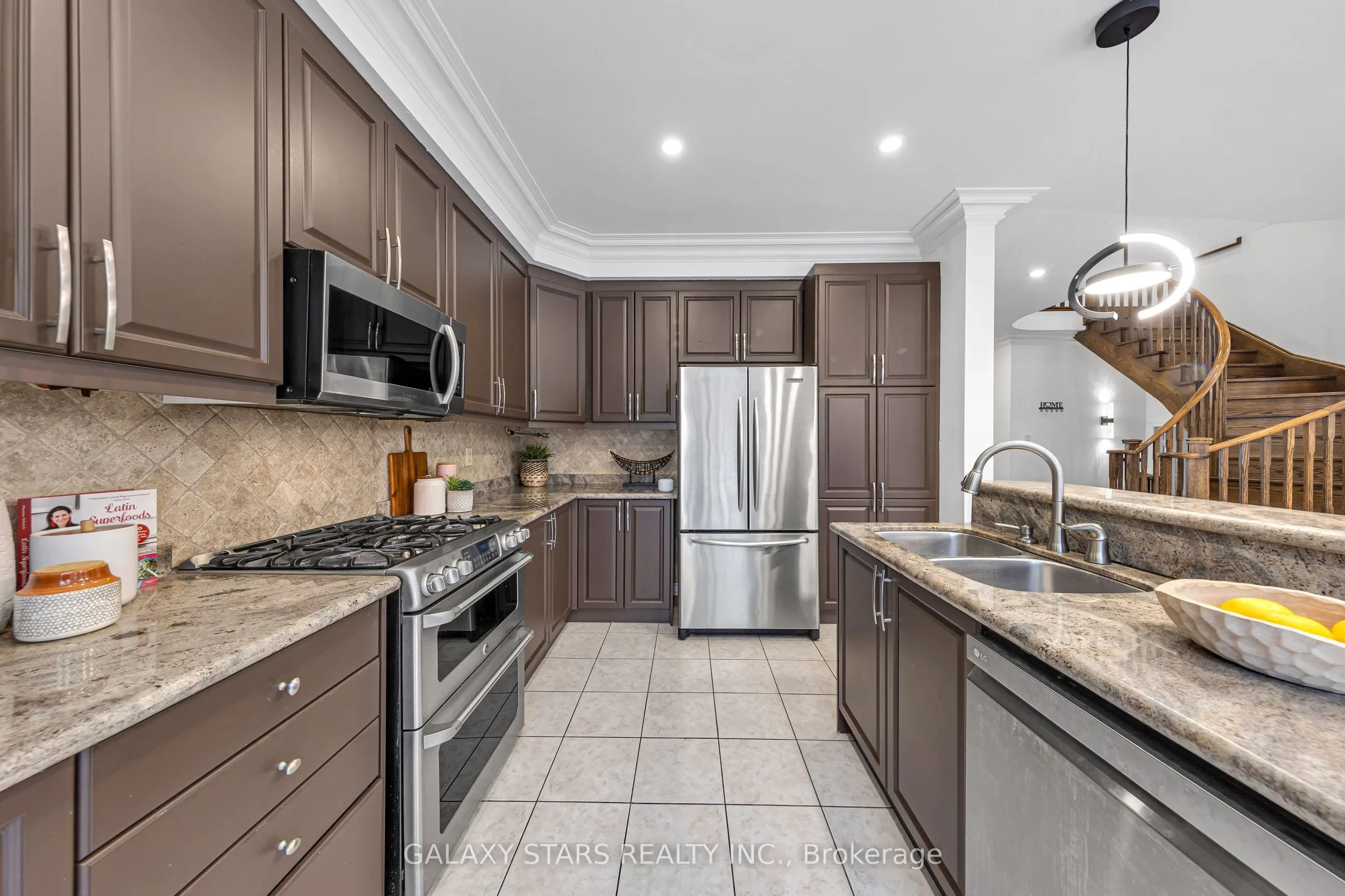 5 Forestbrook Drive